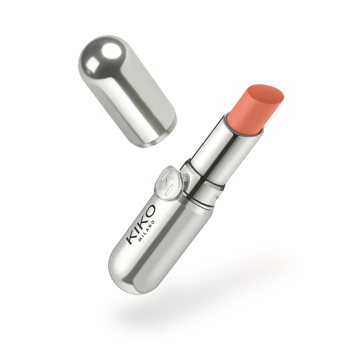 Hydrating lipstick with a radiant finish