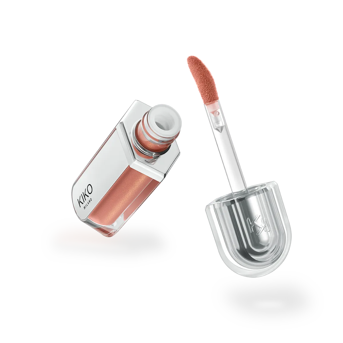 Moisturising lip gloss with extreme 3D