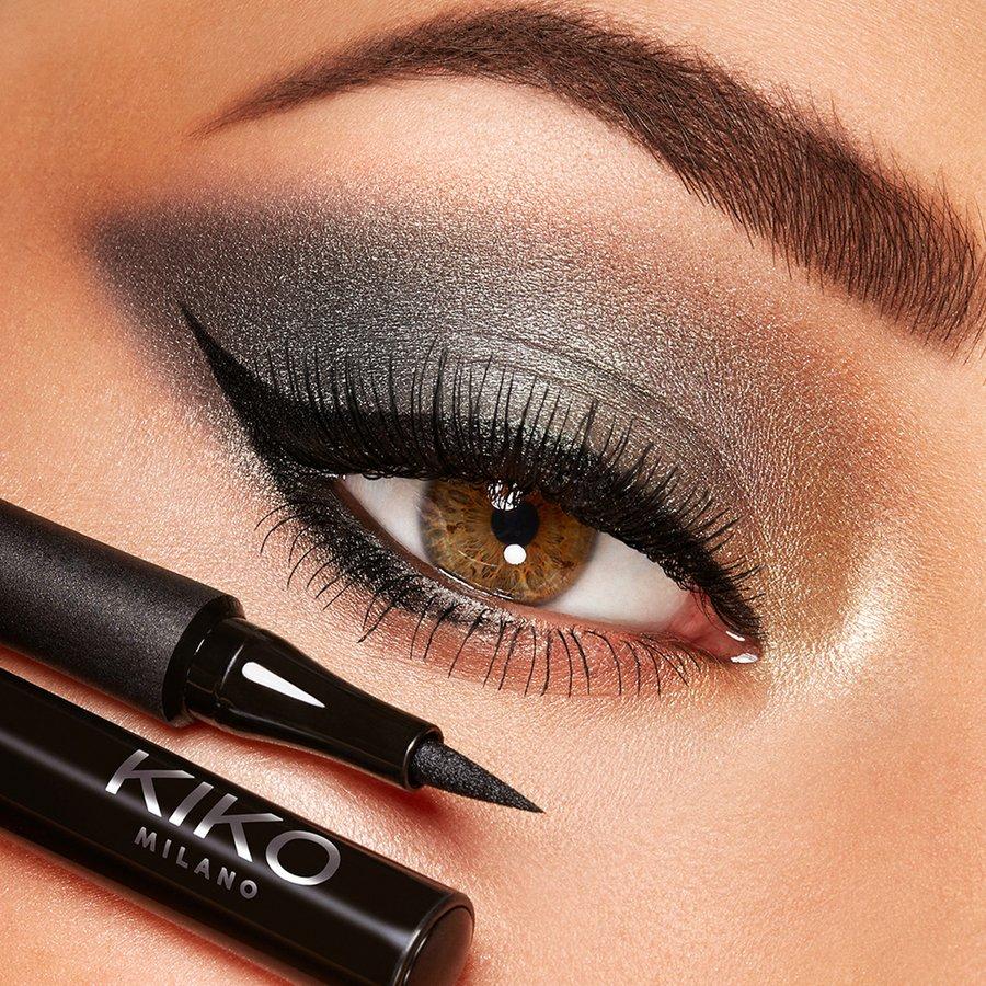 Ultimate Pen Eyeliner, 01 Black, large image number 3