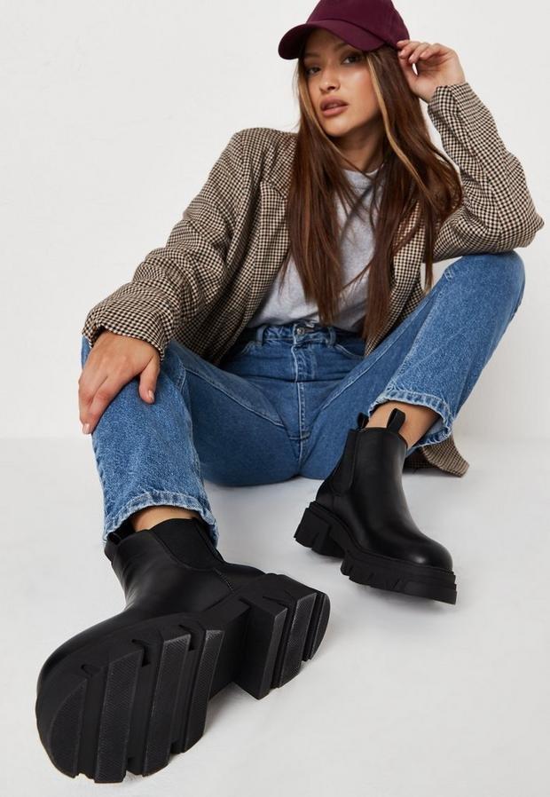 Black Chunky Low Double Tab Chelsea Boots, , large image number 1