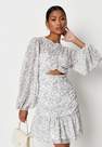 Missguided - White White Floral Print Cut Out Balloon Sleeve Dress