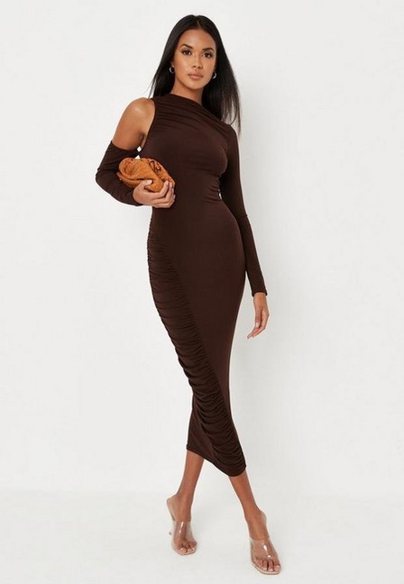 Missguided - Brown Cold Shoulder Cut Out Ruched Midaxi Dress