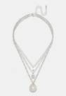 Missguided - Silver Look Etched Disc And Star Layer Necklace
