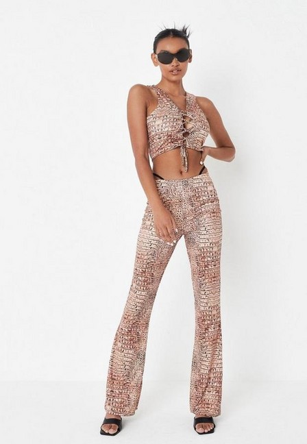 Missguided - Camel Camel Co Ord Snake Print Lace Up Crop Top