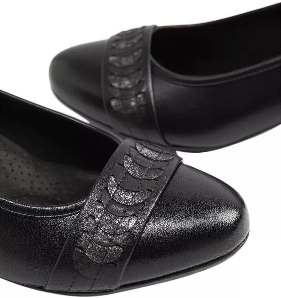 Black Slip On Comfort Shoes, , large image number 6