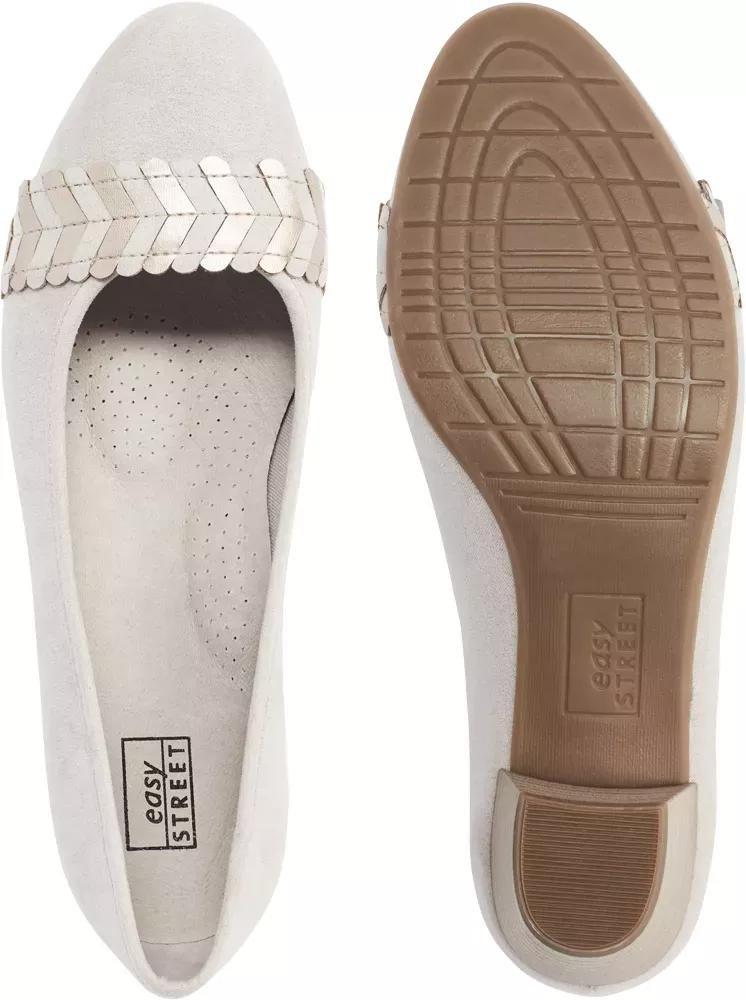 Beige Metallic Court Heel, , large image number 4