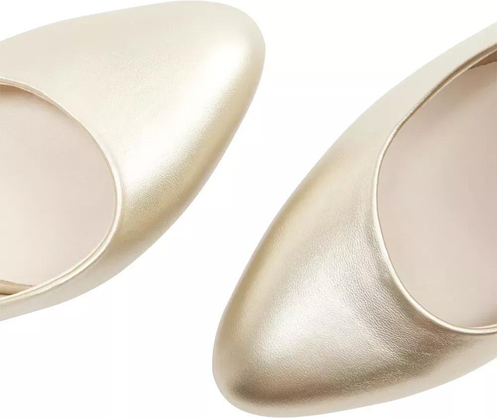 White Pointed Toe Heels, , large image number 6