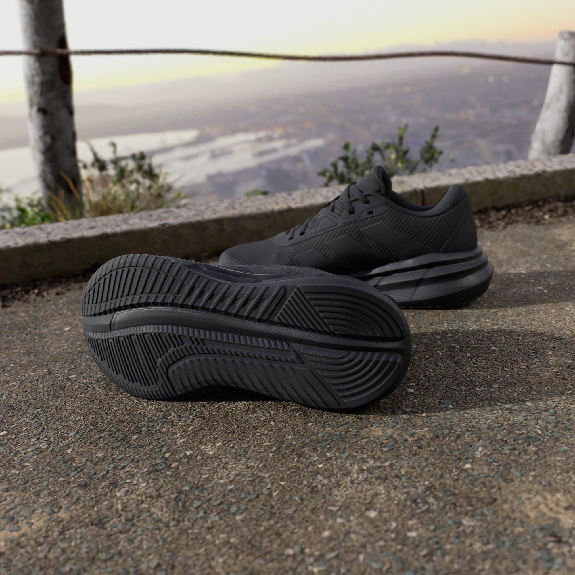 Black Galaxy 7 Running Shoes, , large image number 1