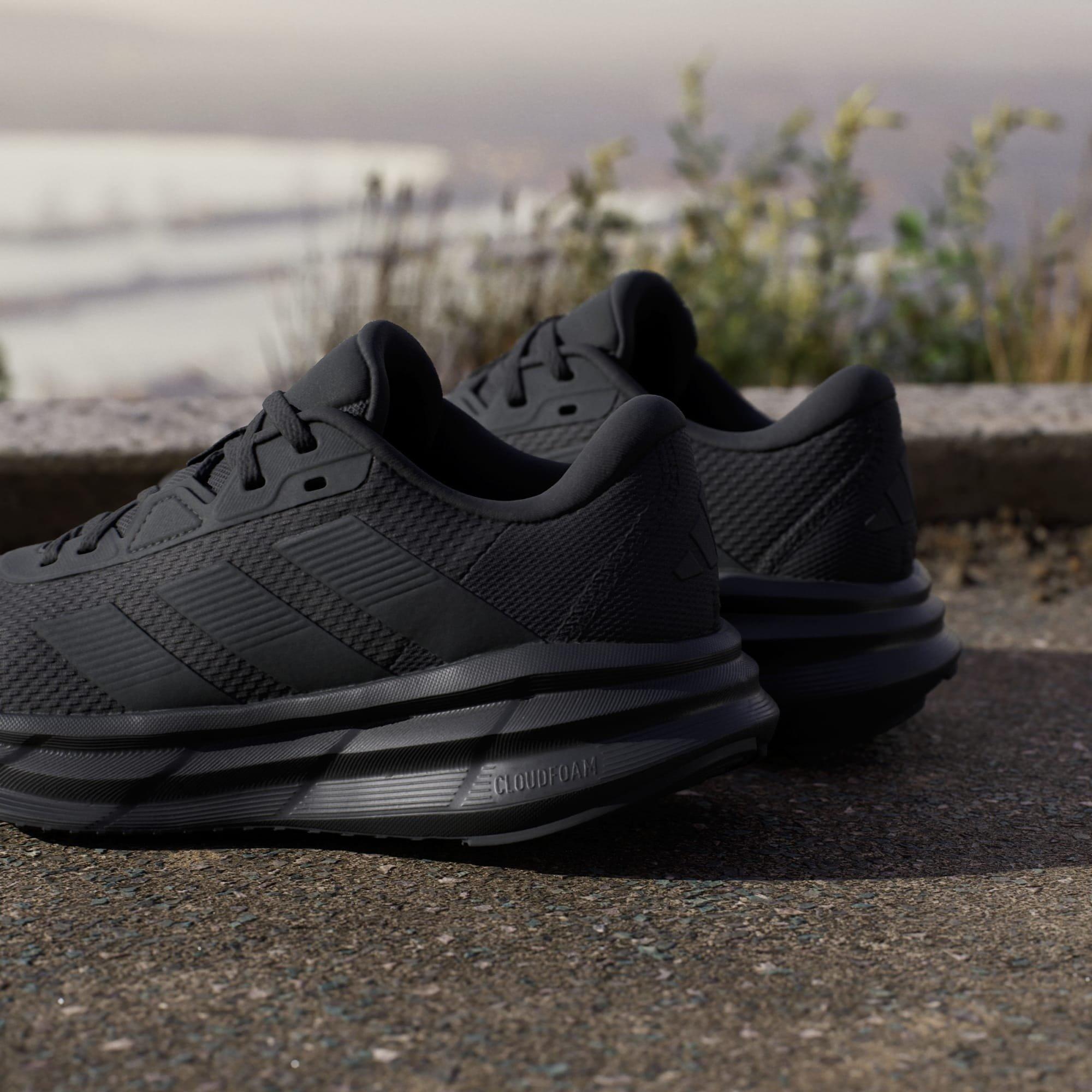 Black Galaxy 7 Running Shoes, , large image number 3
