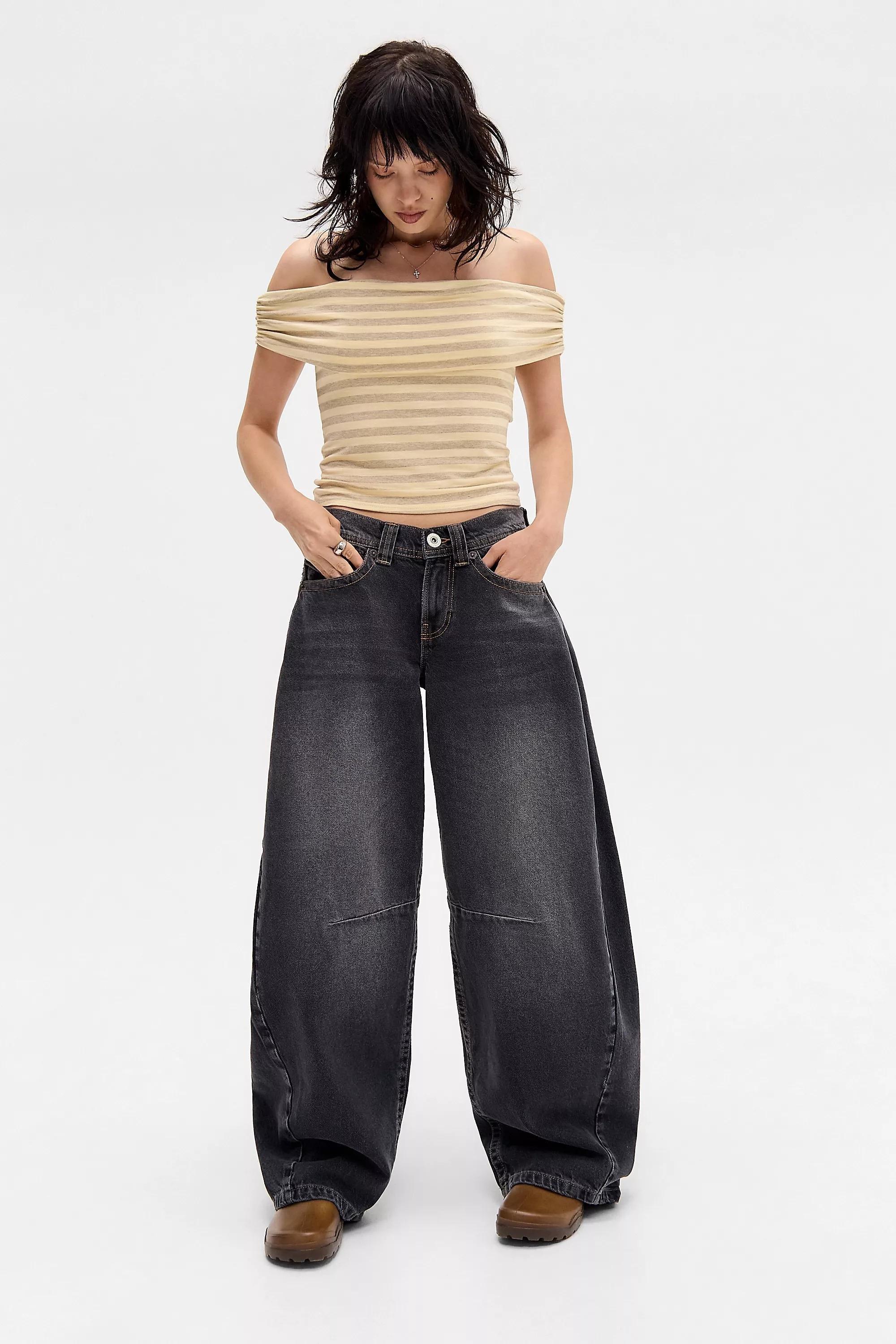 Grey Bdg Kayla Lowrider Cocoon Jeans, GREY, large image number 2