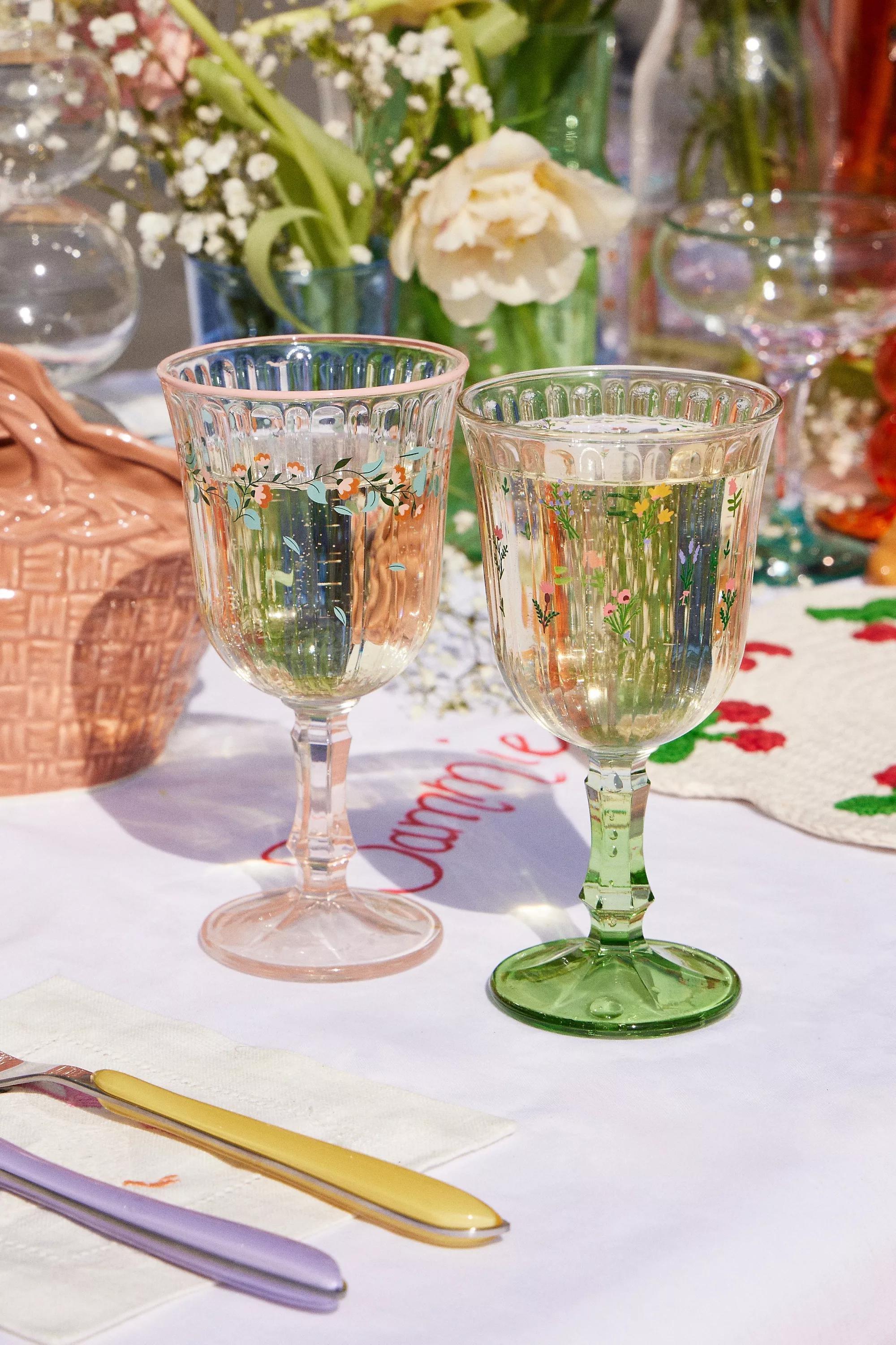 Multicolour Floral Ribbed Wine Glass, GRN, large image number 1