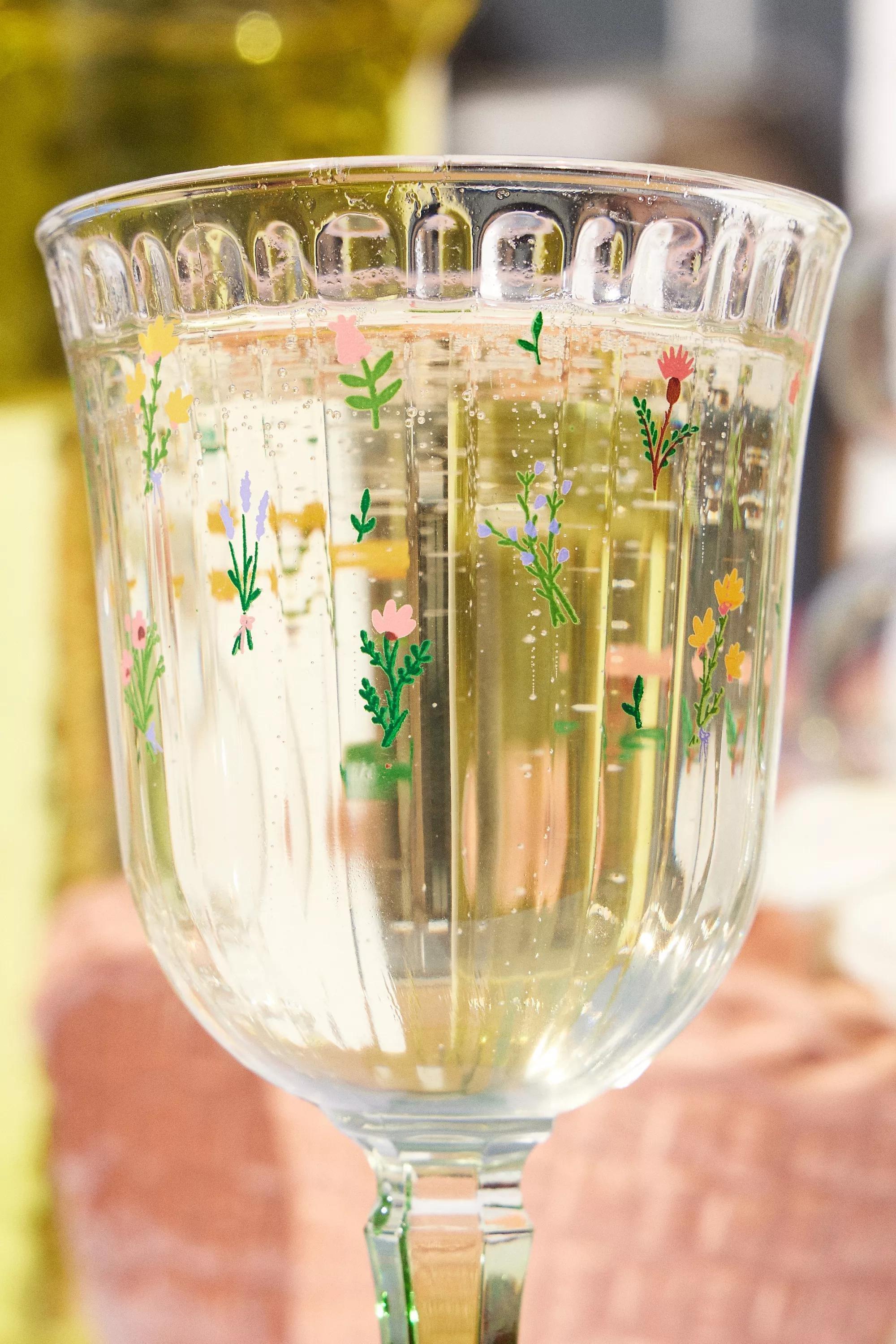 Multicolour Floral Ribbed Wine Glass, GRN, large image number 2