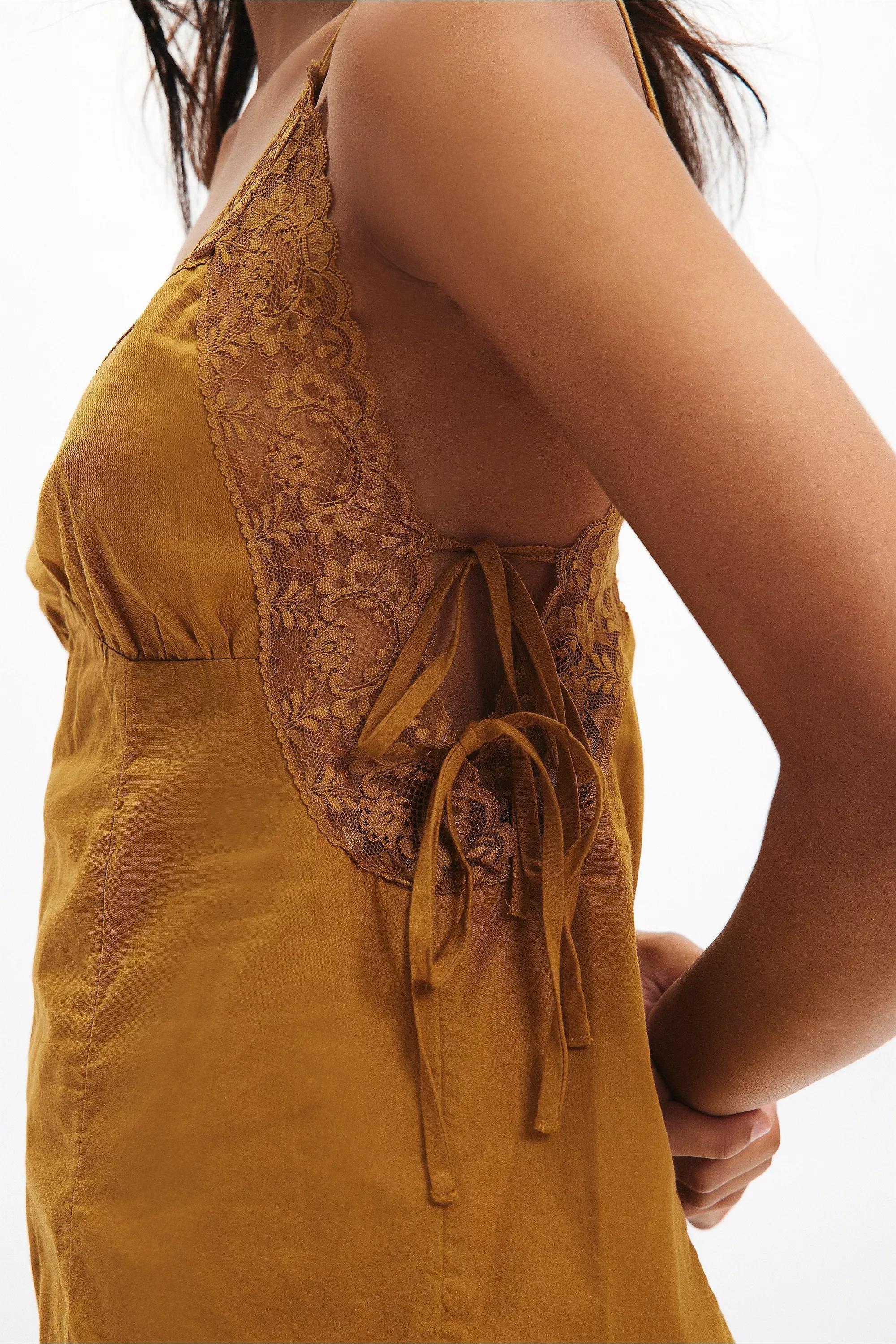 Kimchi Blue Shyla Lace Trim Romper, GOLD, large image number 3