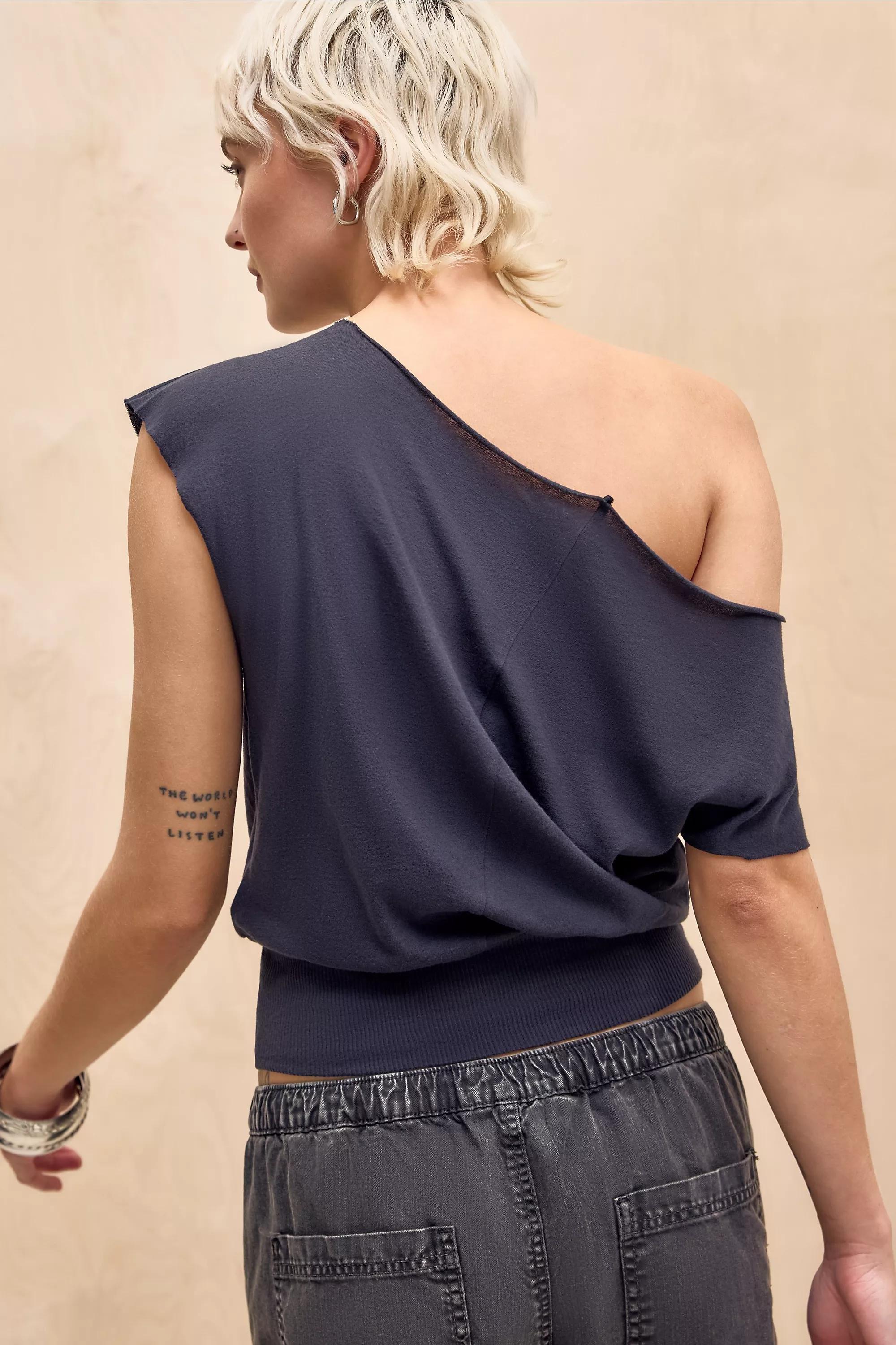 Black Out From Under Off-The-Shoulder Banded Hem T-Shirt, BLK, large image number 3