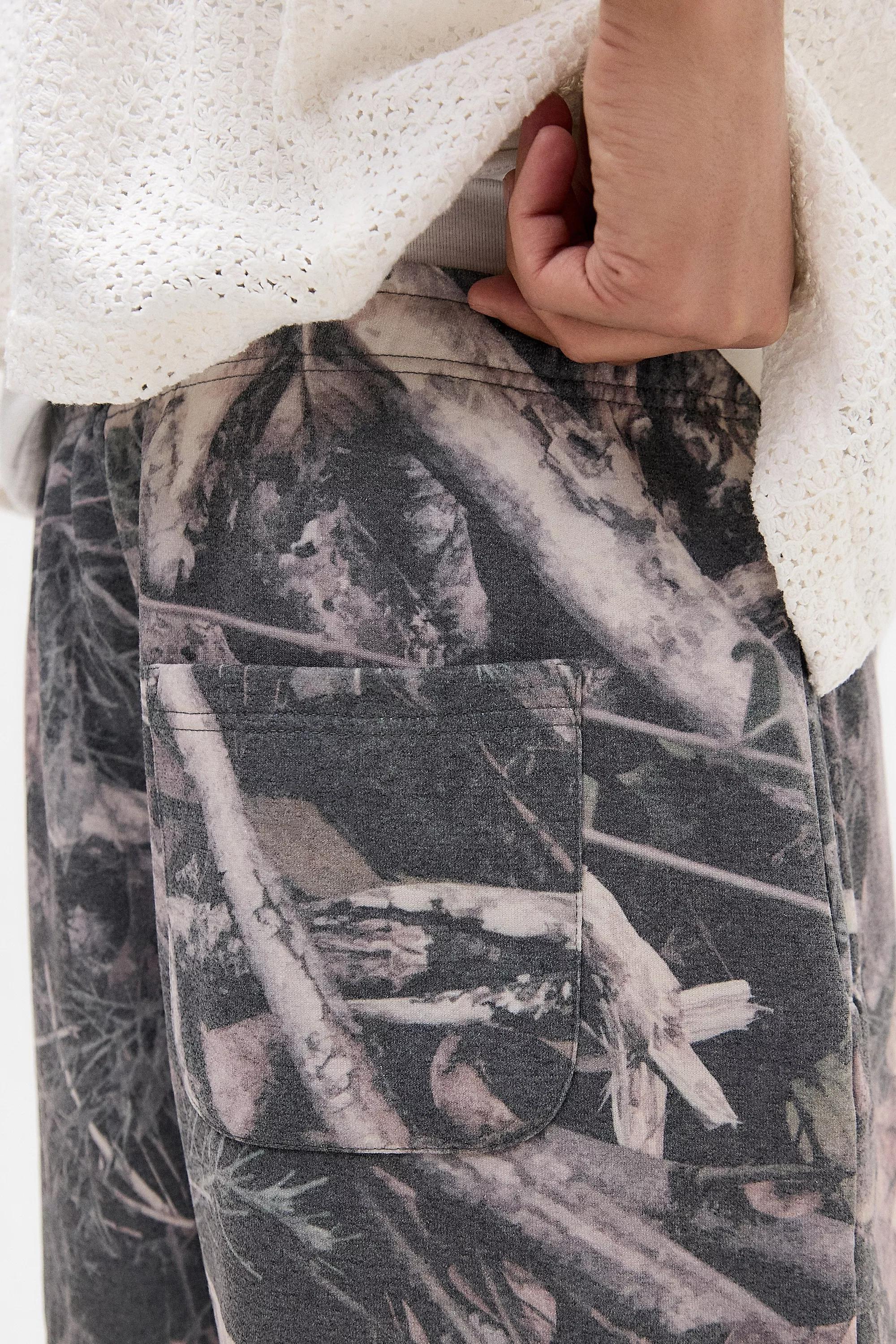 Multicolour Bdg Camo Jersey Shorts, , large image number 3