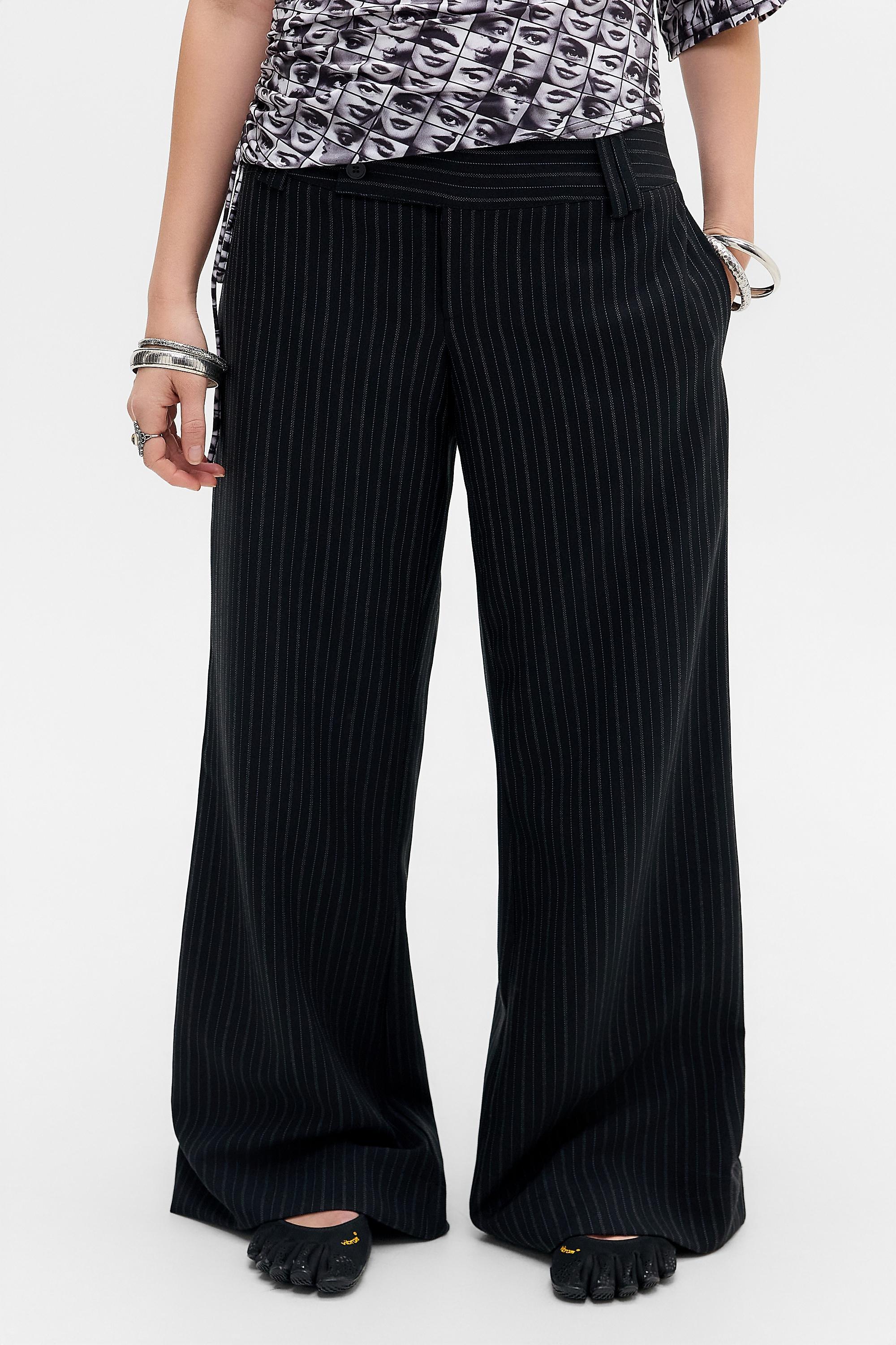 Black Uo Charlie Low Rise Flared Trousers, BLK, medium