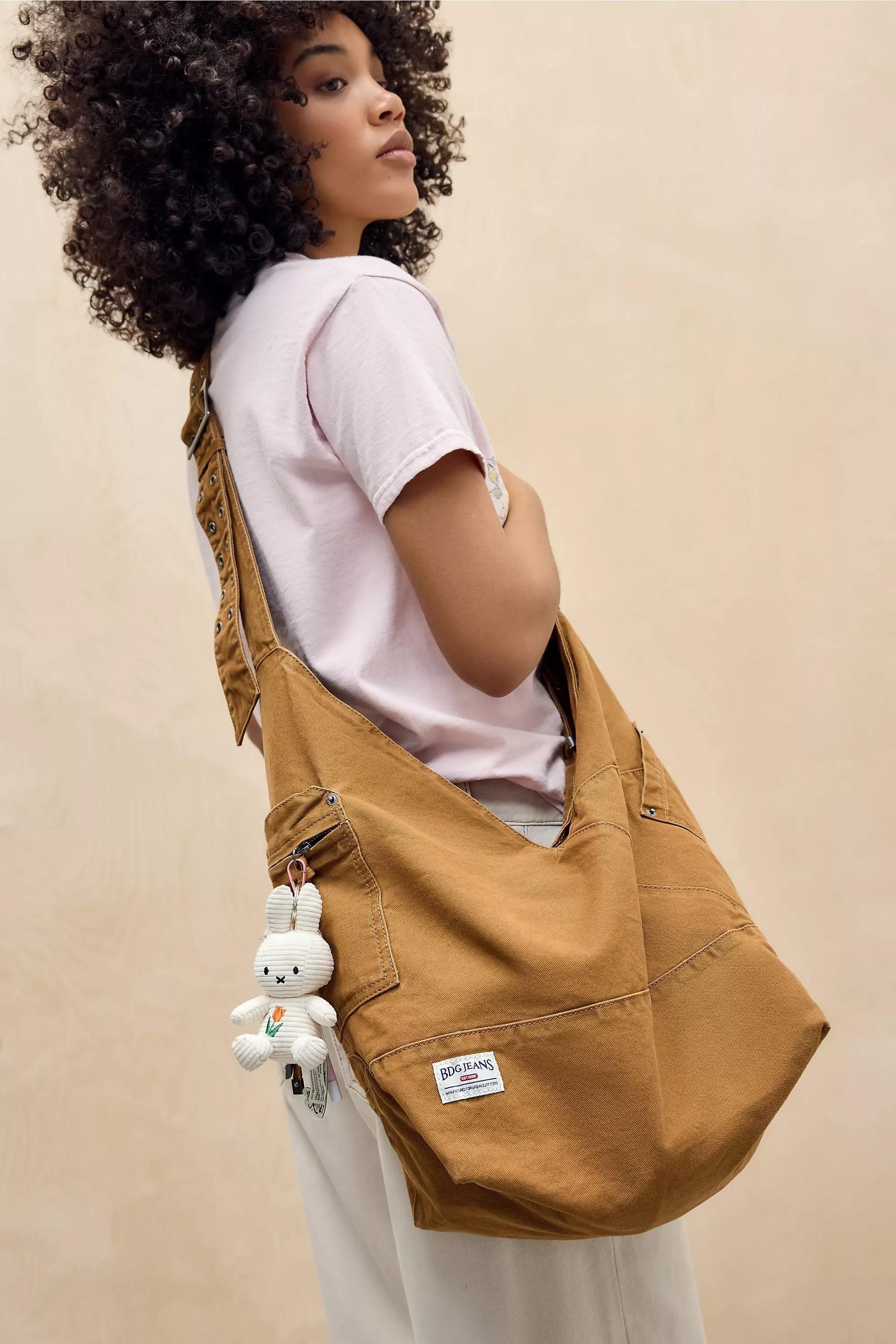 Brown Bdg Penny Canvas V Sling Bag, CEDAR, medium