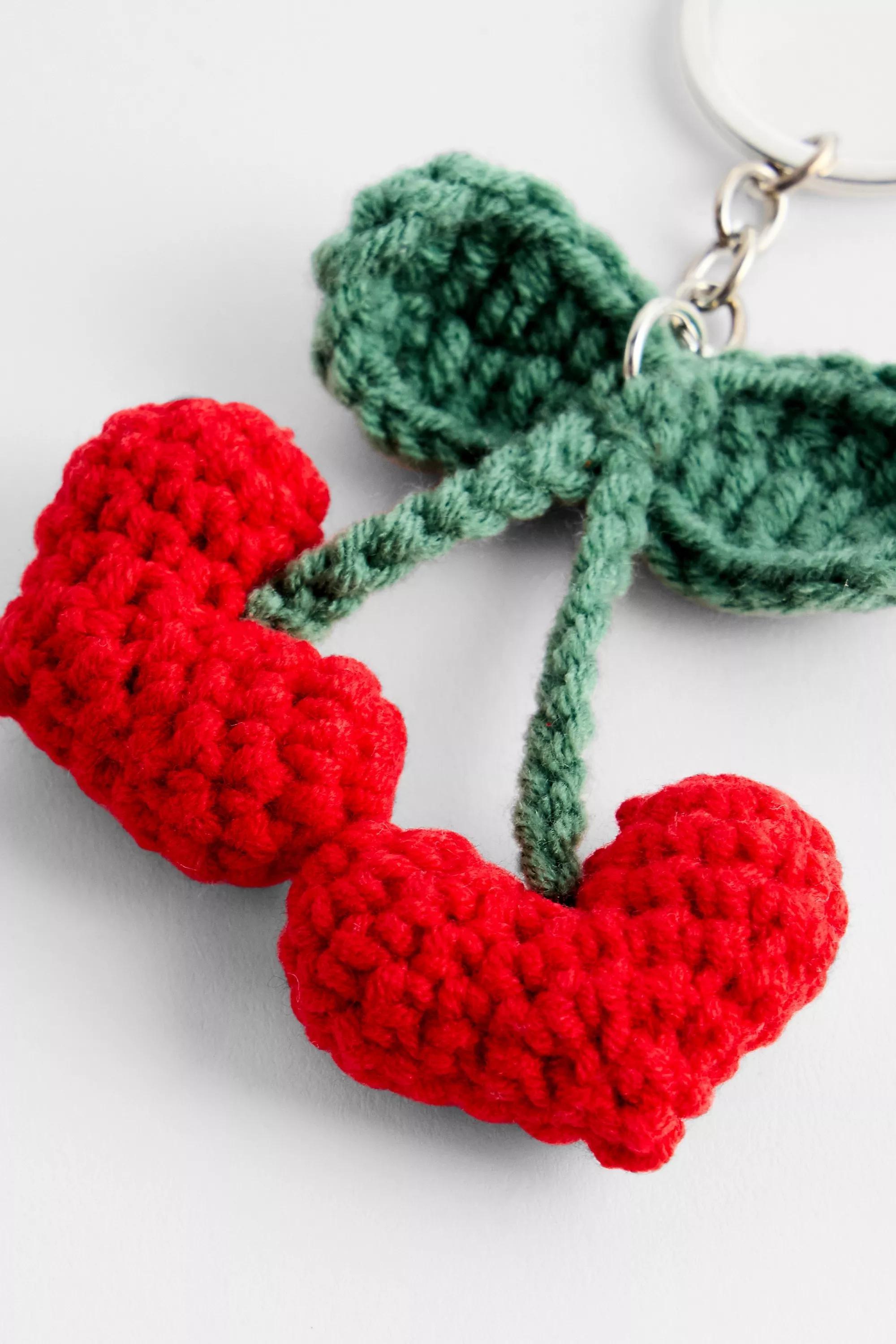 Red Uo Knitted Cherry Heart Keyring, RED, medium