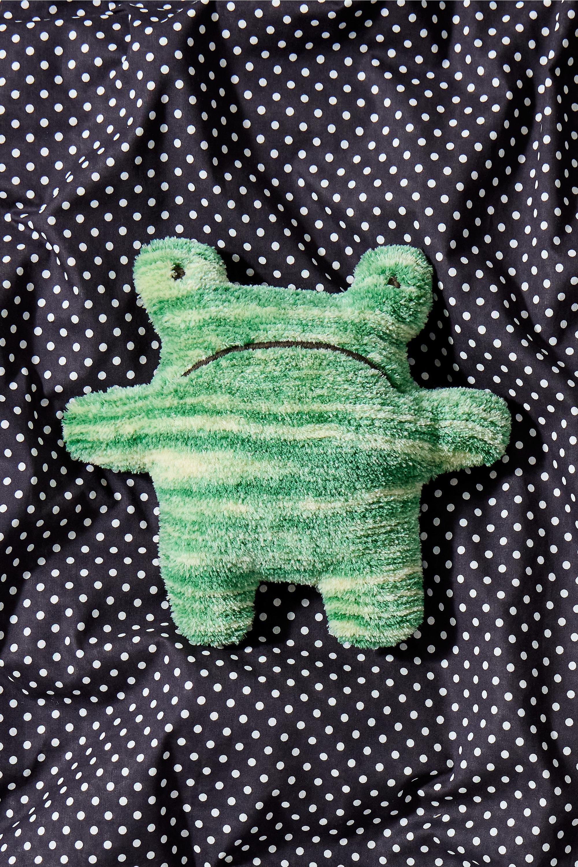 Green Grumpy Frog Cushion, GRN, large image number 3