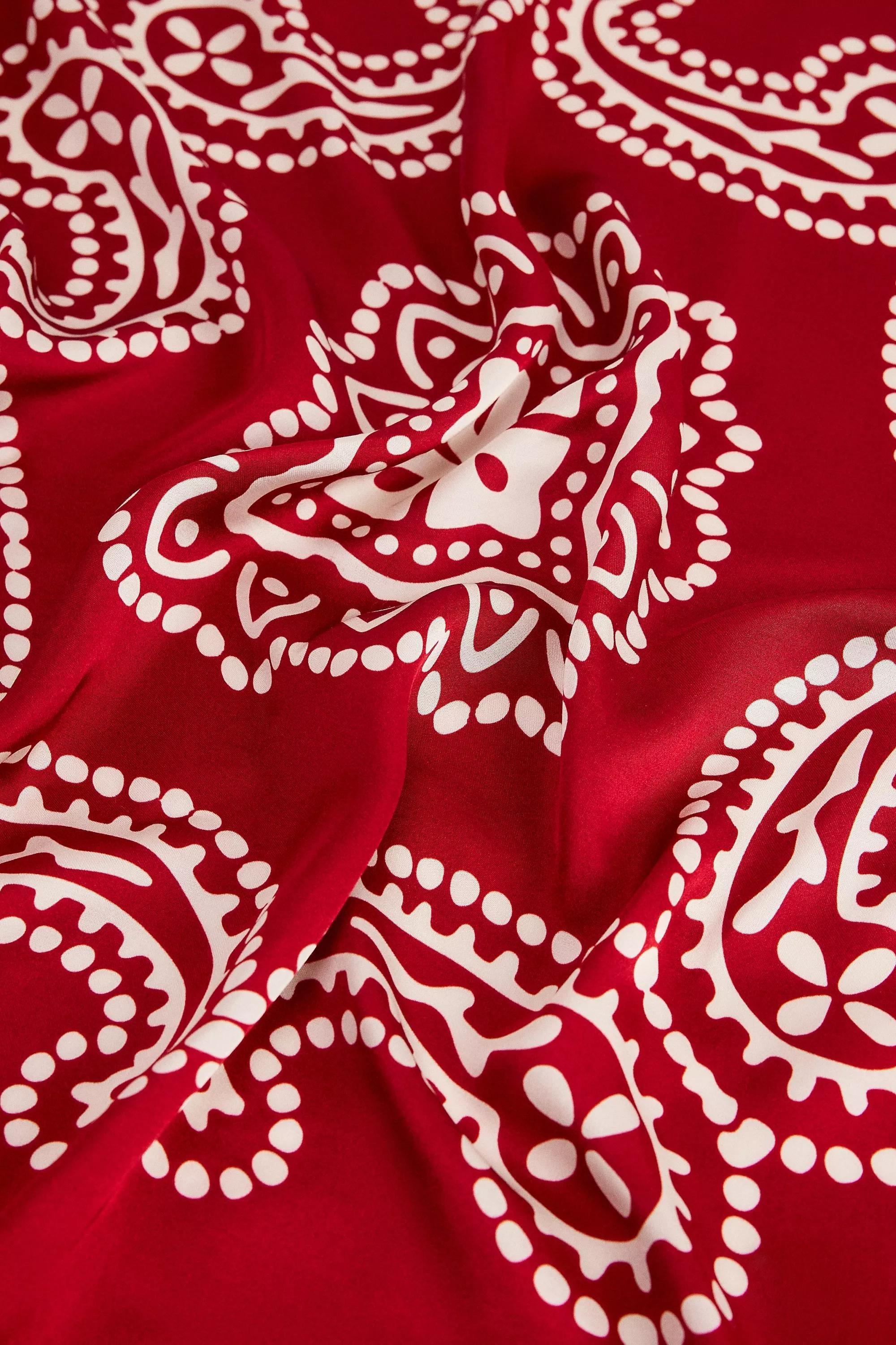 Red Uo Bandana Print Scarf, RED, large image number 1