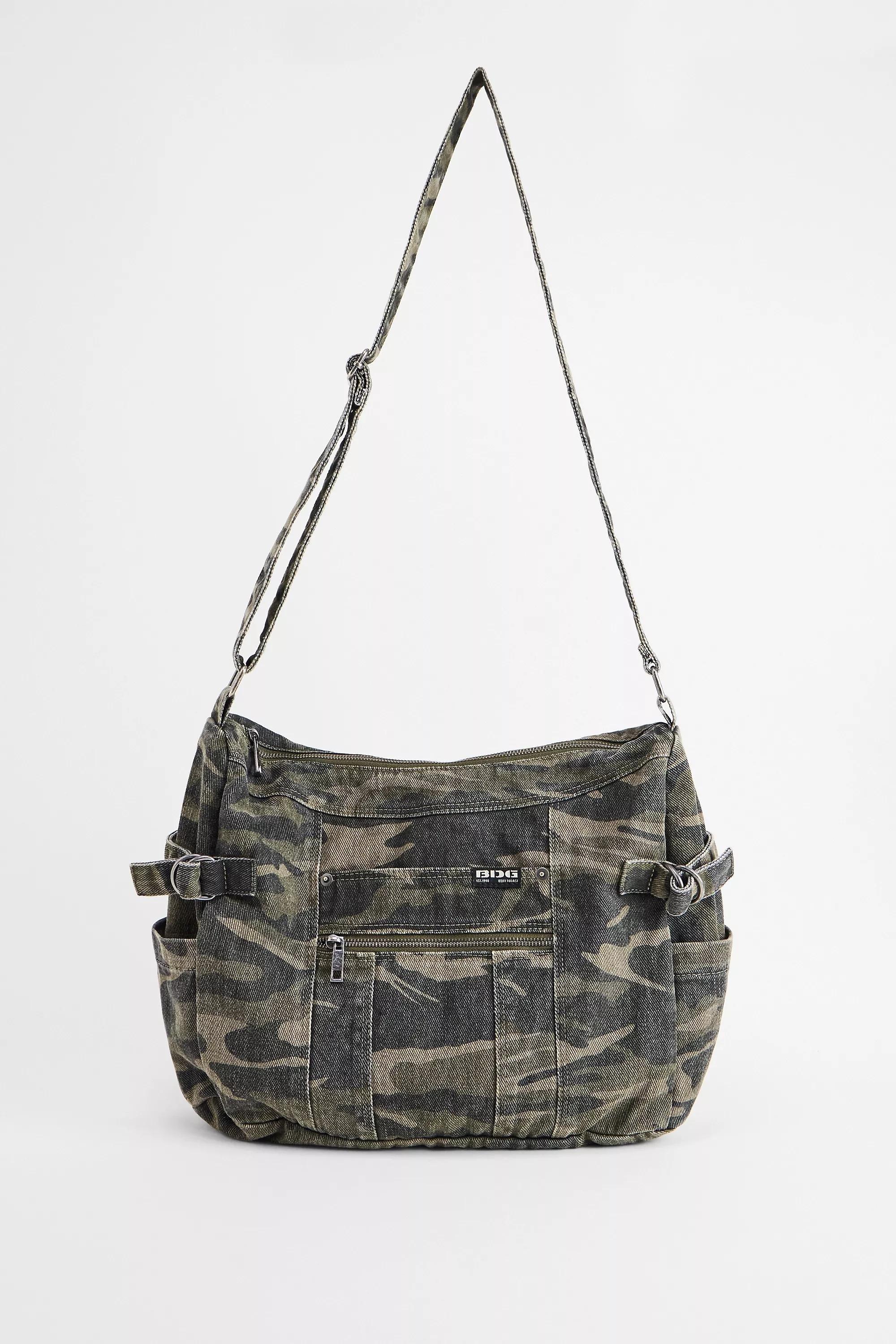 DARK GREEN BDG Dark Camo Zip Sling Bag, D GREEN, medium