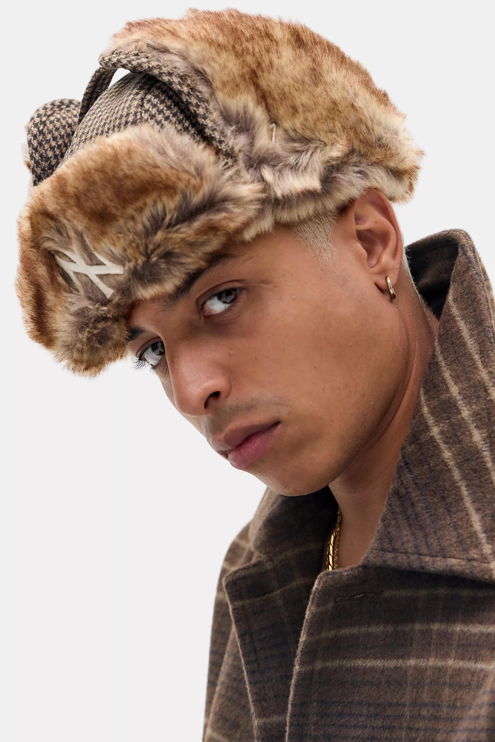 Brown 47 Uo Houndstooth Trapper Hat, BRN, large image number 1