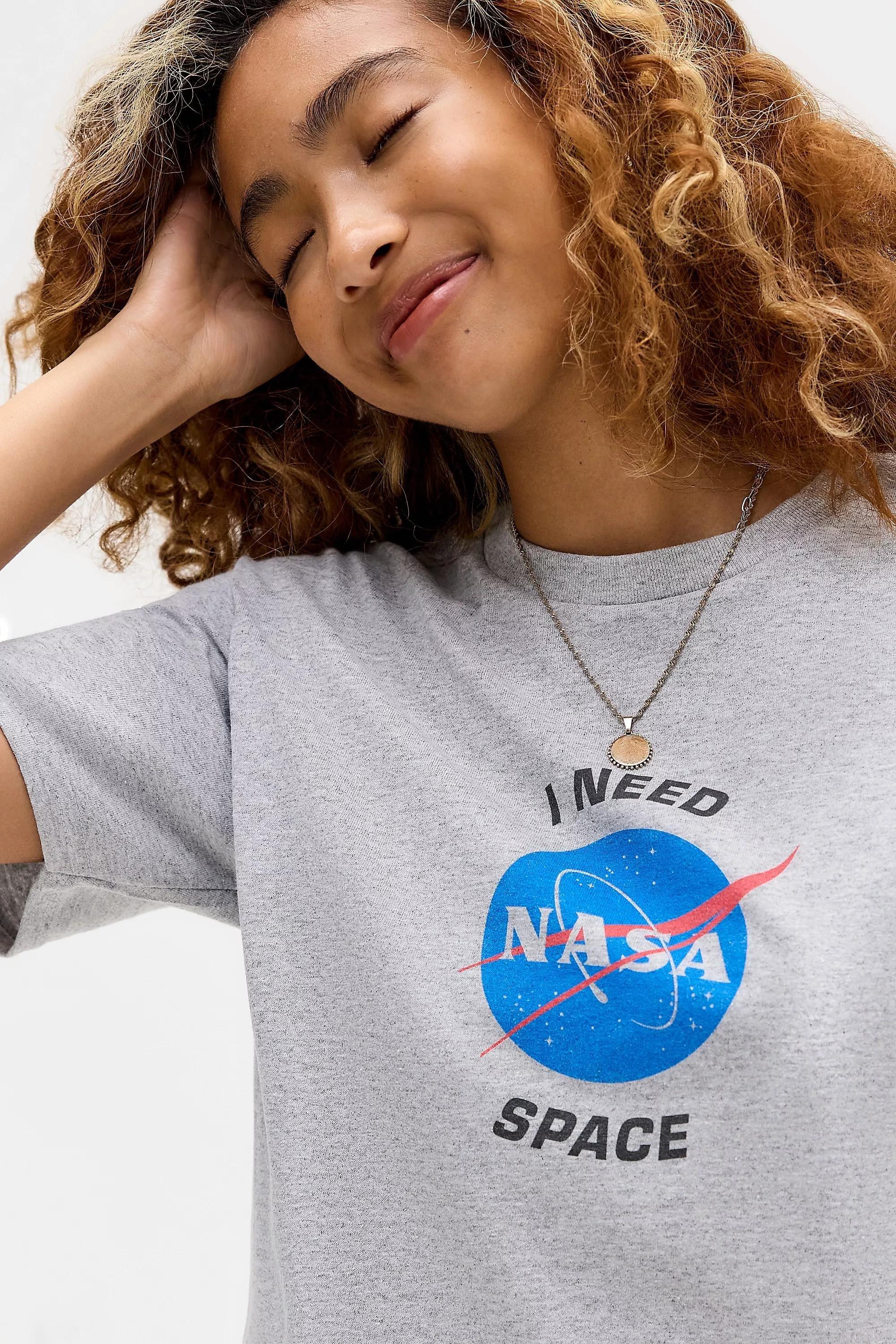 UO I Need Space NASA Relaxed T-Shirt, , large image number 0