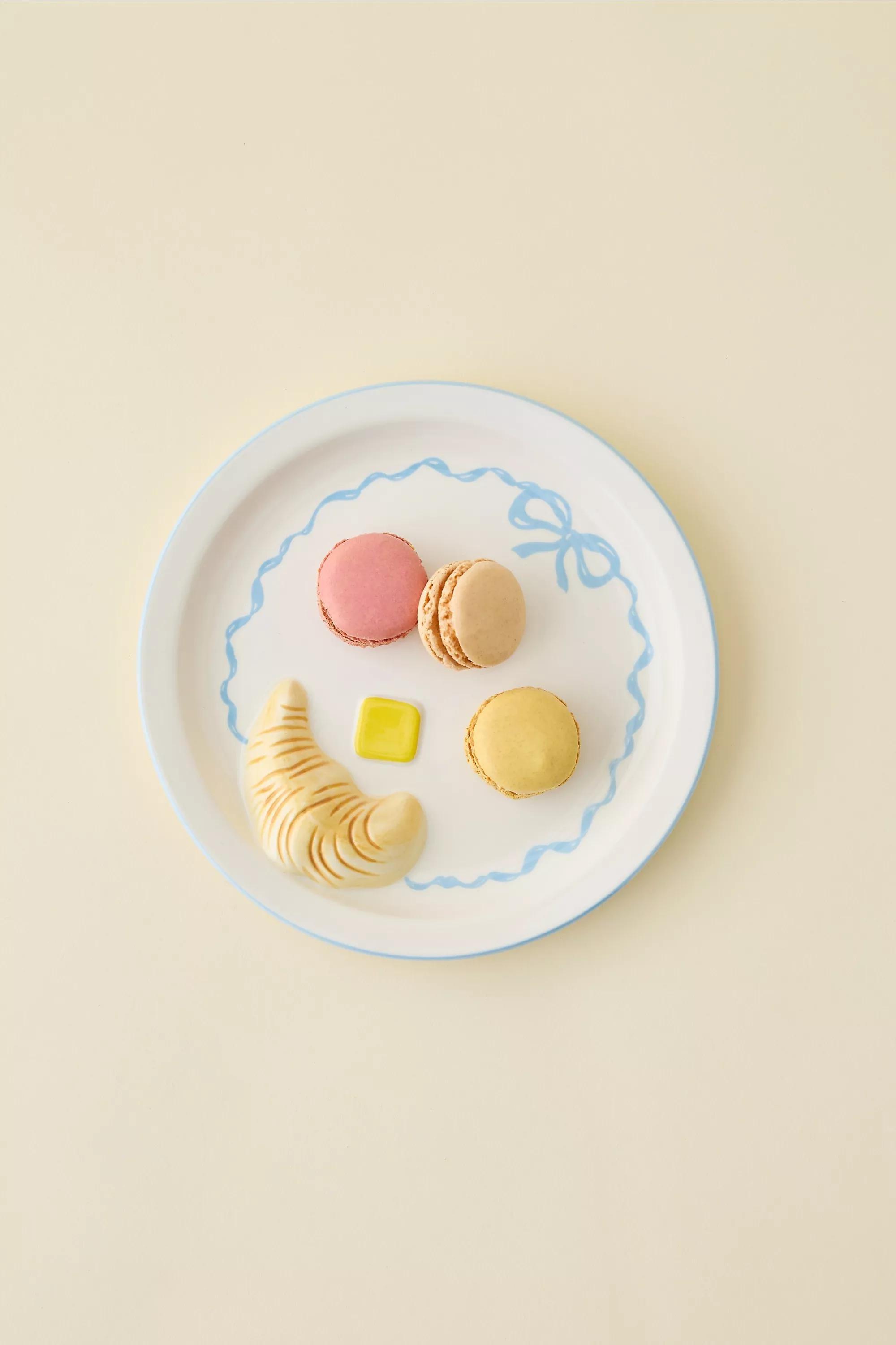 White Croissant Bow Plate, , medium