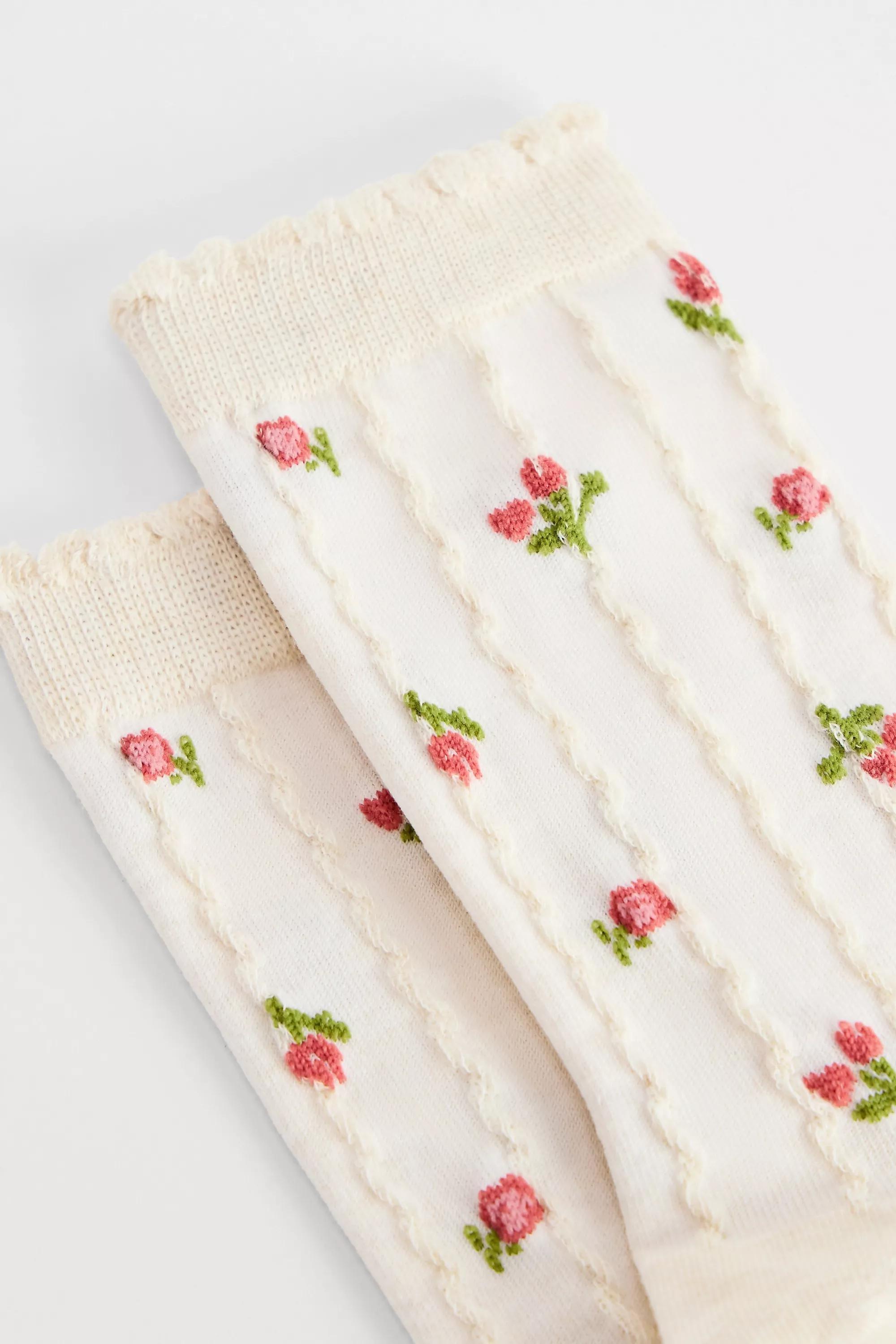White Out From Under Floral Textured Socks, IVRY, medium