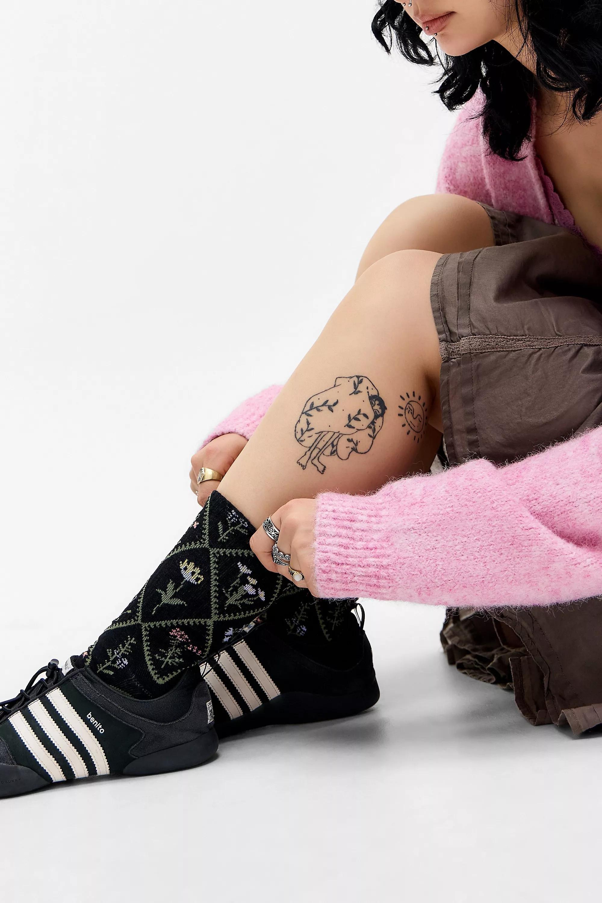 Black Out From Under Diamond Floral Socks, BLK, large image number 0