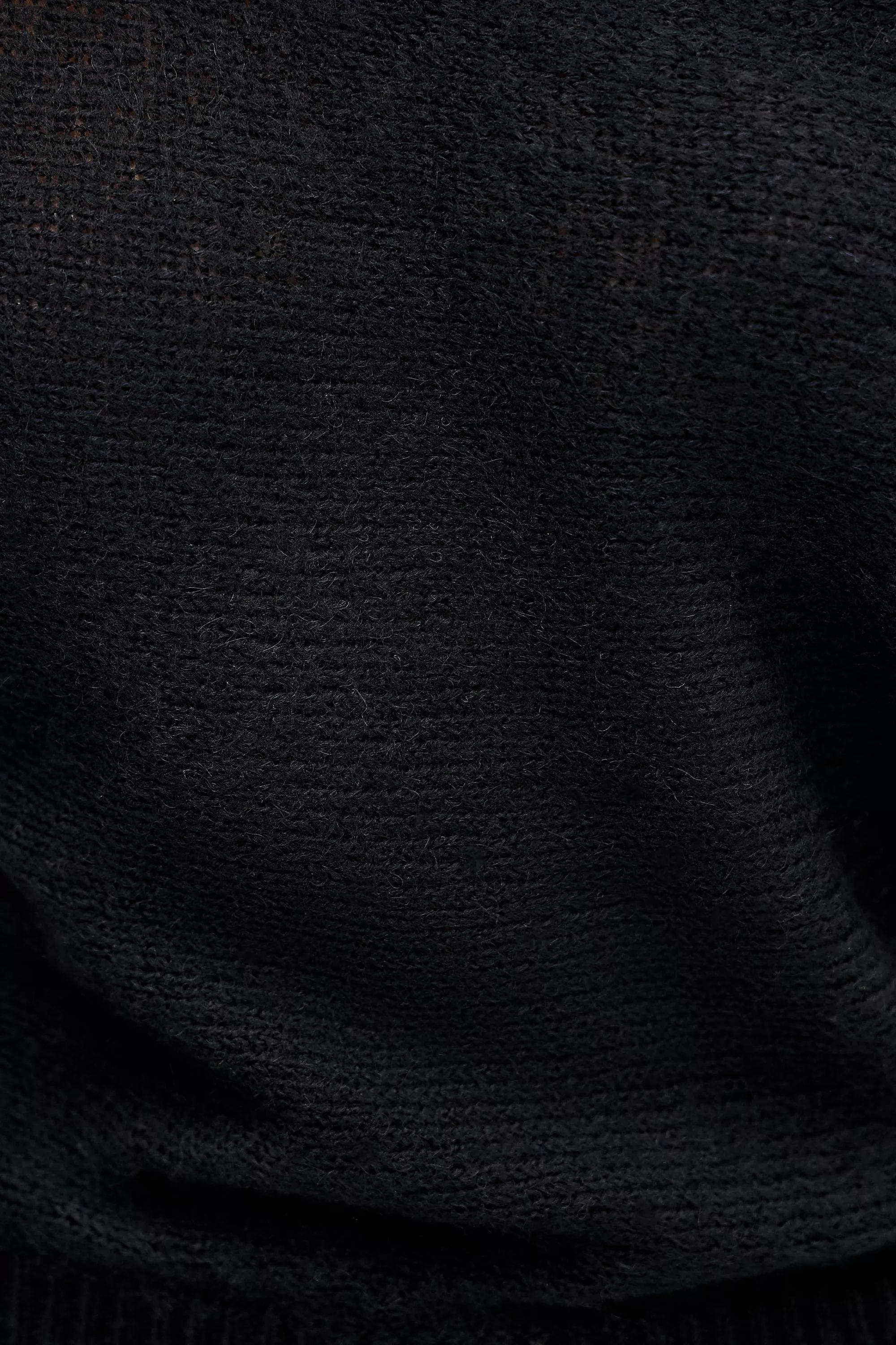 Black UO Jordan Off-Shoulder Slouch Top, BLK, large image number 4
