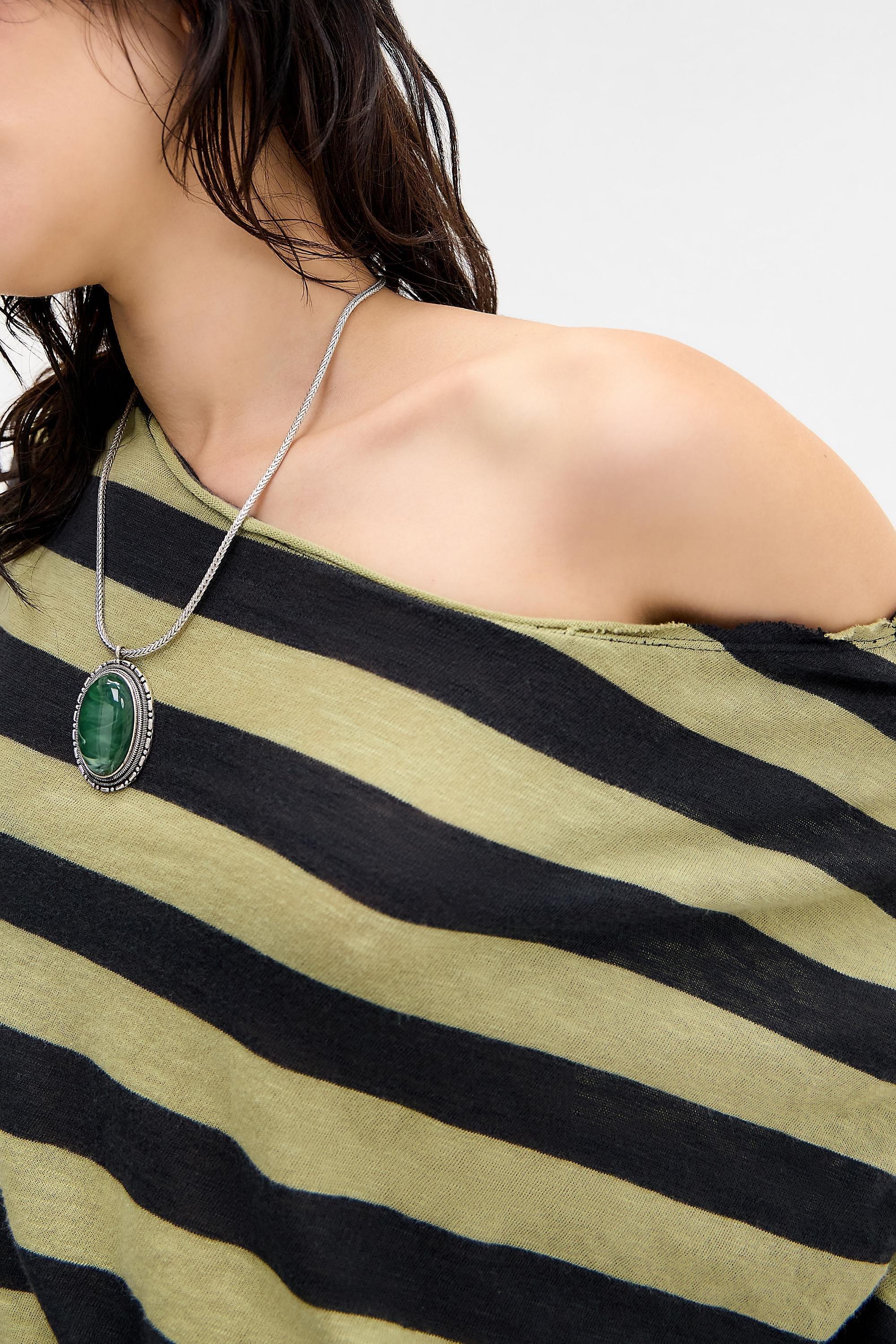 Green Bdg Kurt Off-Shoulder T-Shirt, GRN, large image number 2