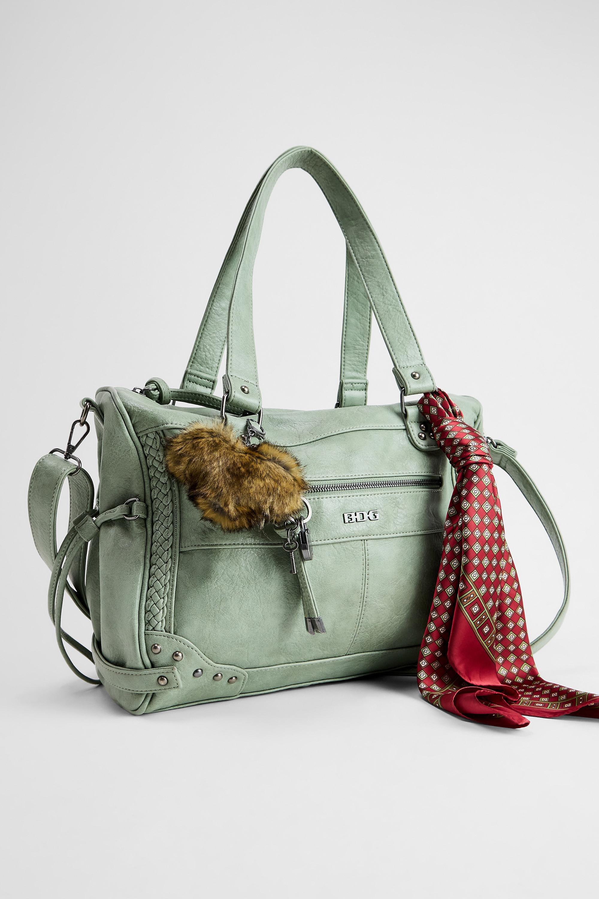 Green Beg Cindy Washed Faux Leather Heart Charm Bag, GRN, large image number 3