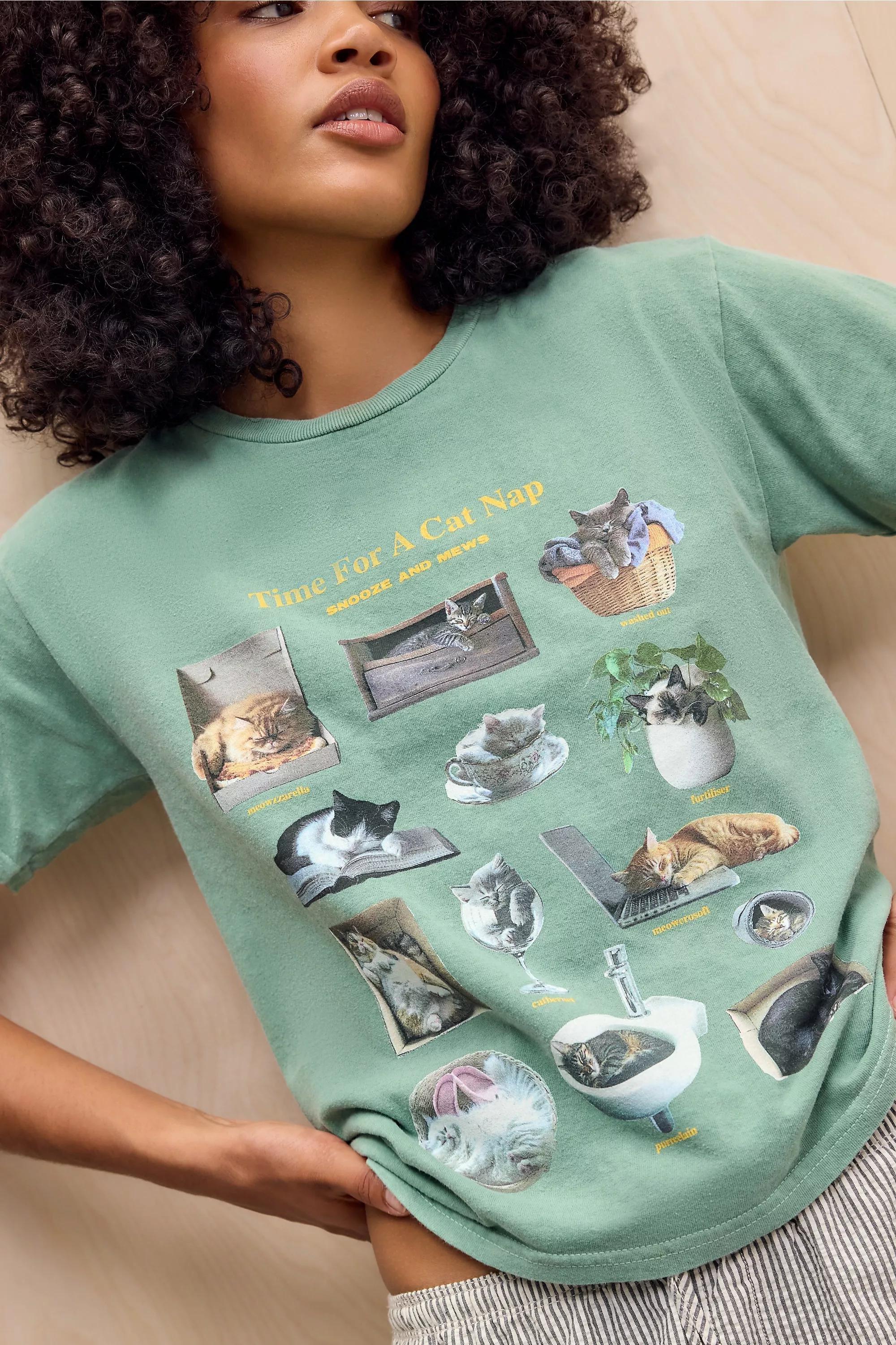 Green Uo Cat Nap Relaxed T-Shirt, GRN, large image number 0