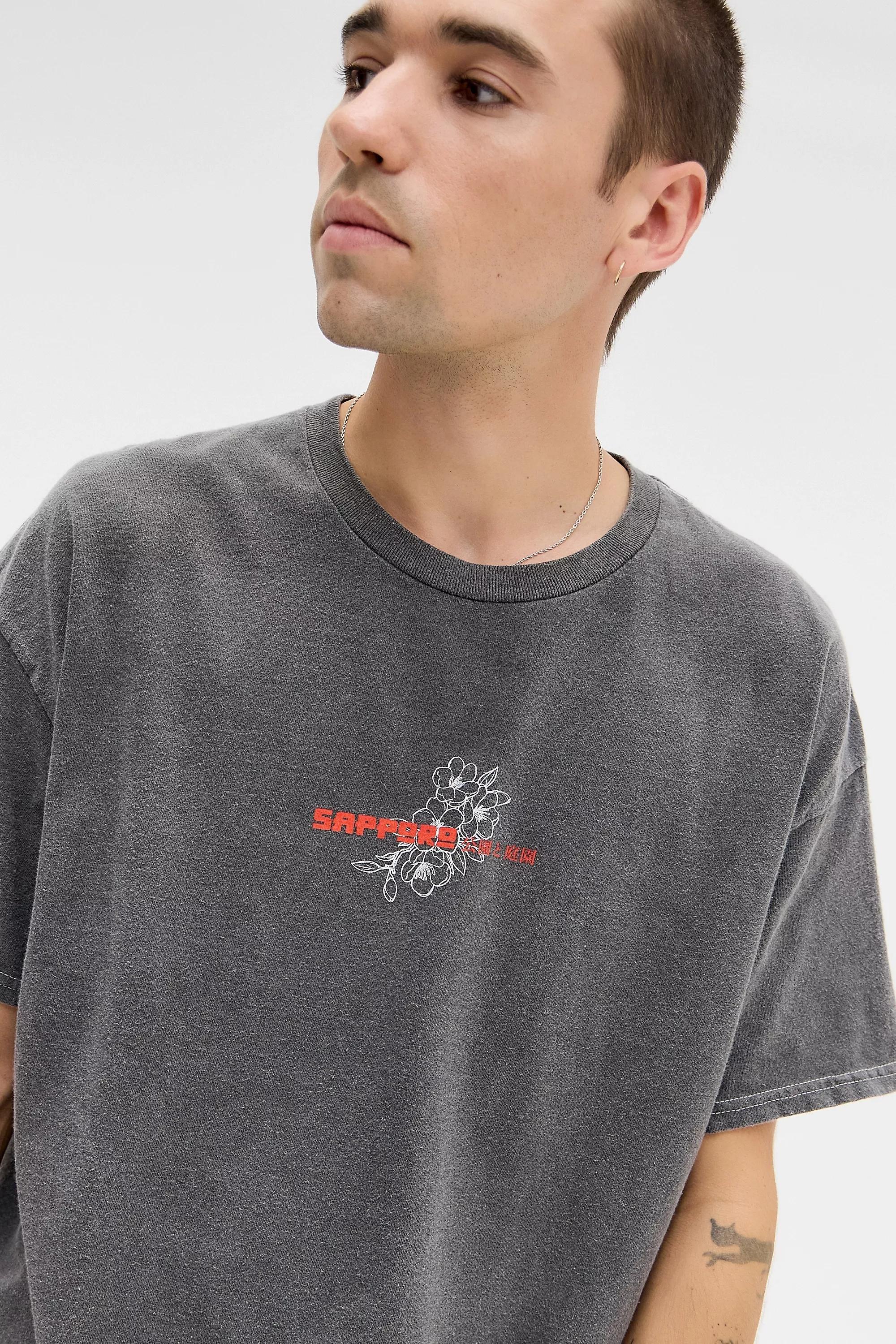 BLACK UO Lunar Lanterns T-Shirt, BLK, medium