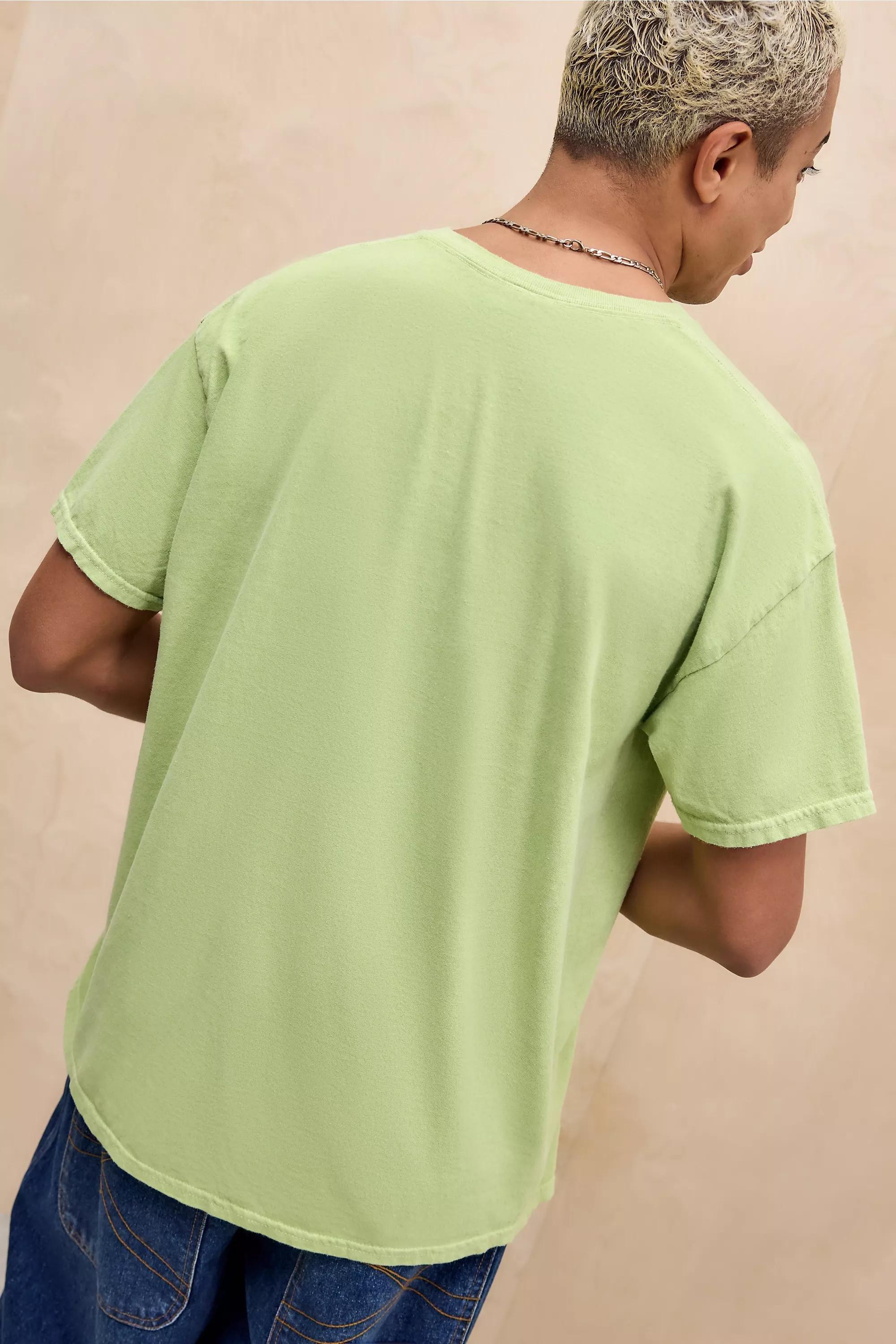 Green Uo Giraffe T-Shirt, , large image number 3