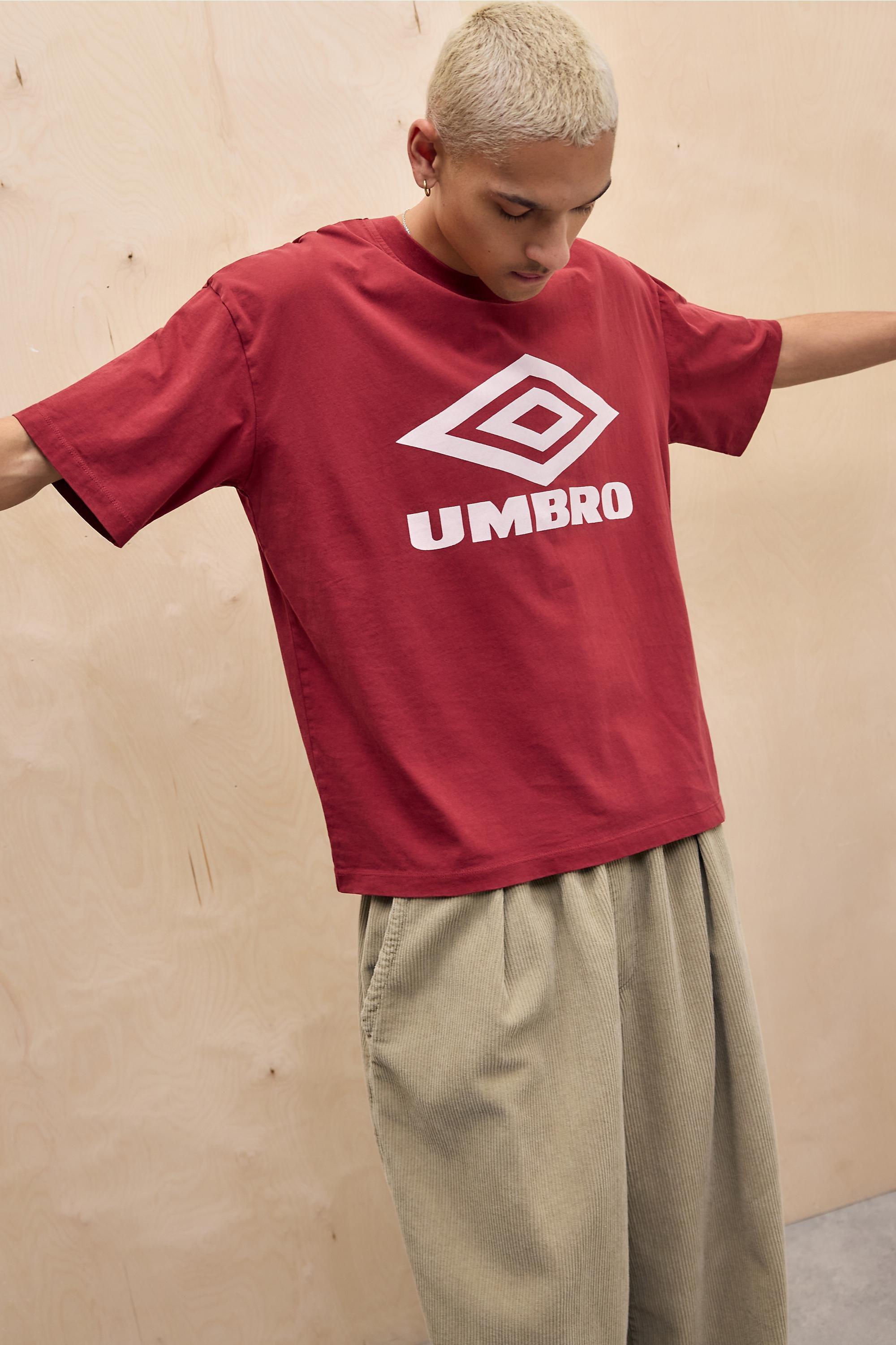 RED Umbro UO Exclusive Garnet Vintage T-Shirt, RED, large image number 0