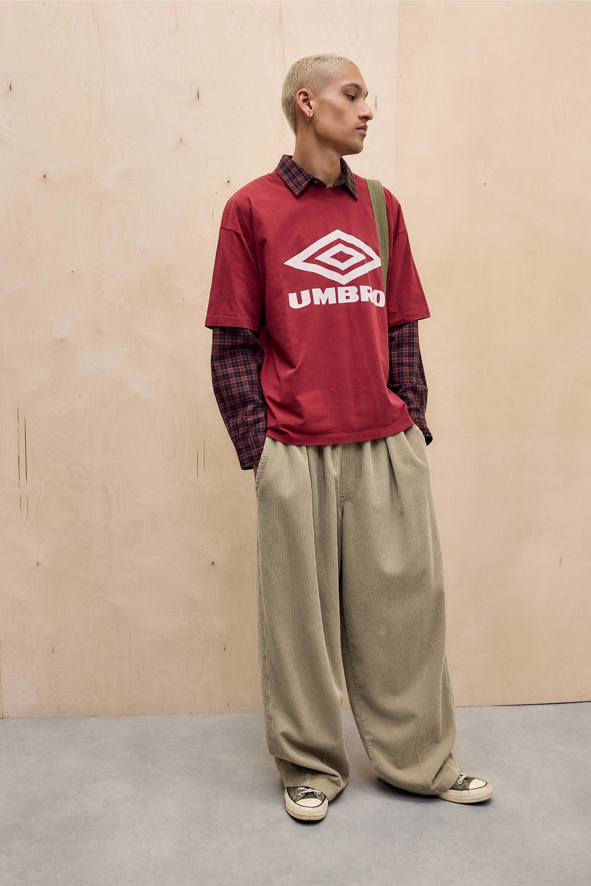 RED Umbro UO Exclusive Garnet Vintage T-Shirt, RED, large image number 1