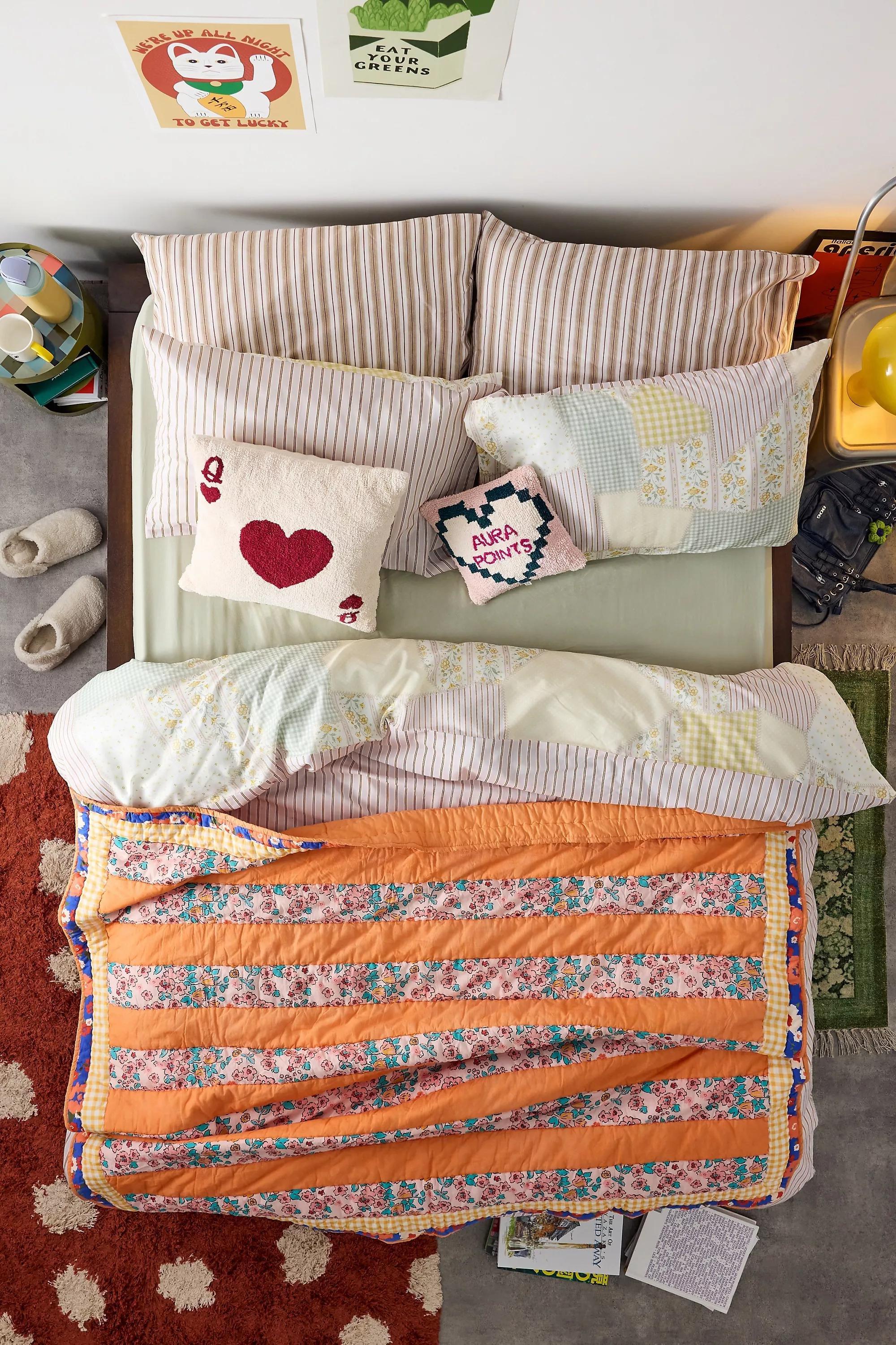 Multicolour Stripe Quilted Throw, ASSORT, large image number 0