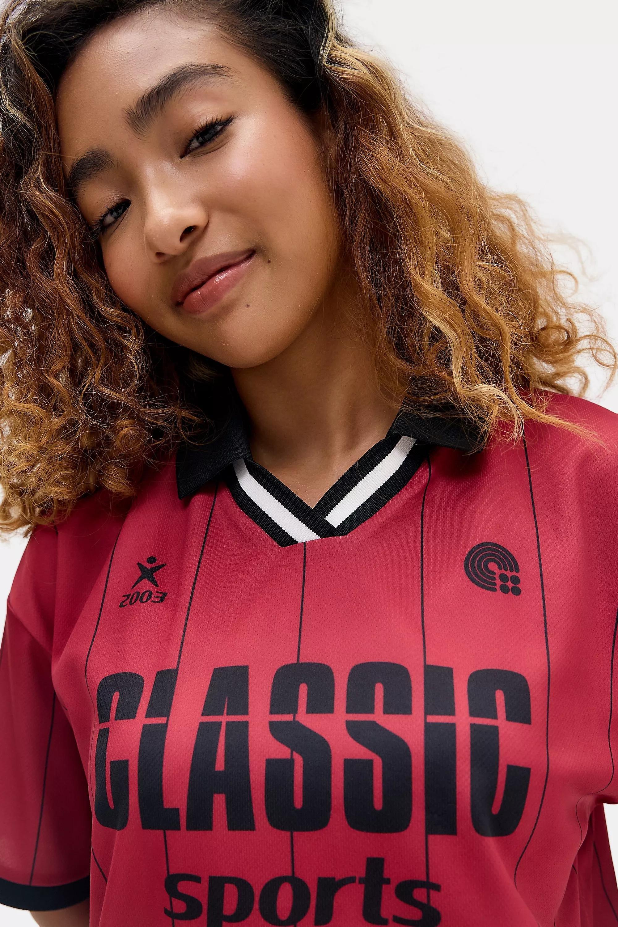 Red Uo Classic Short Sleeve Football T-Shirt, DK RED, medium