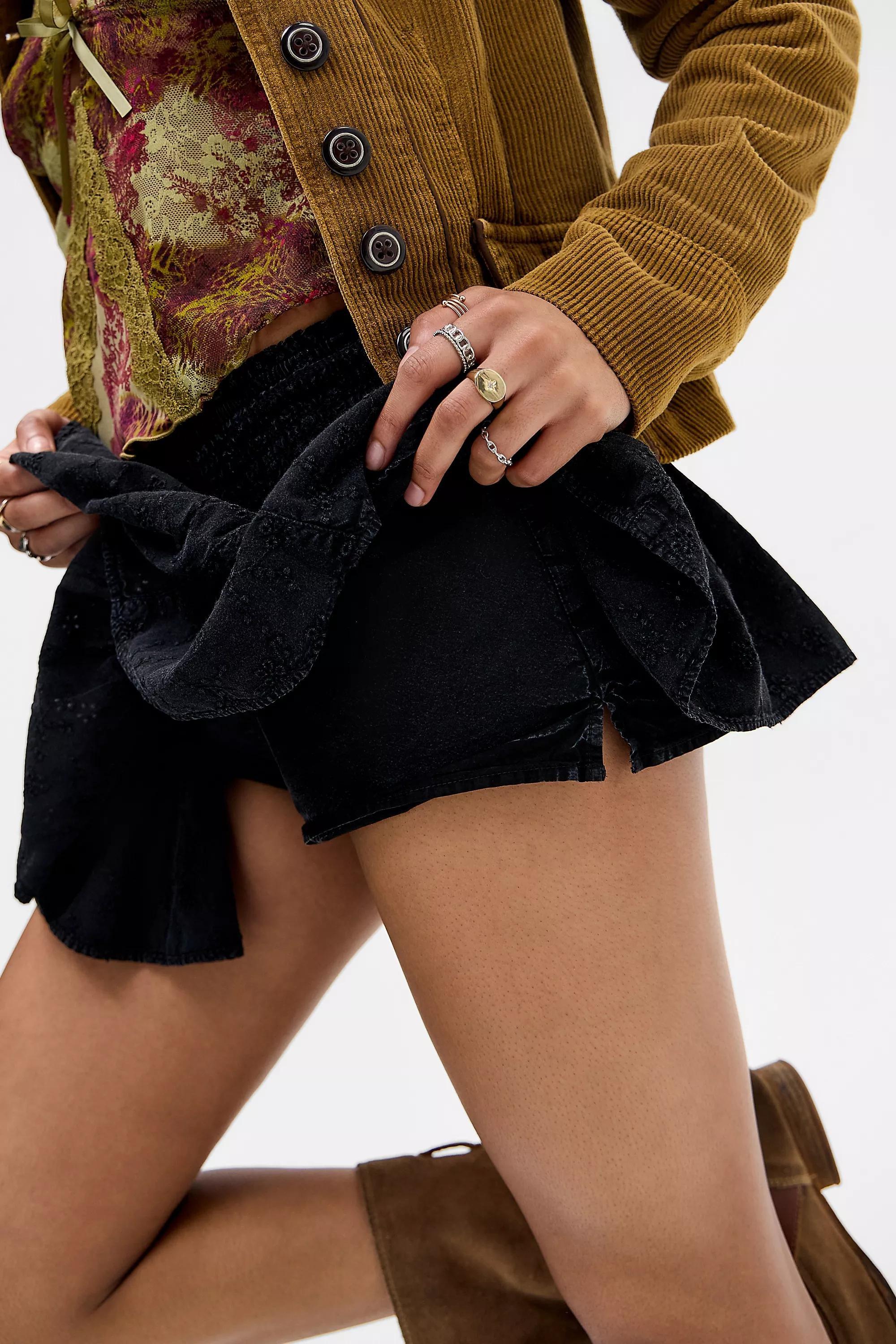 Black Kimchi Blue Immy Broderie Skort, BLK, large image number 1