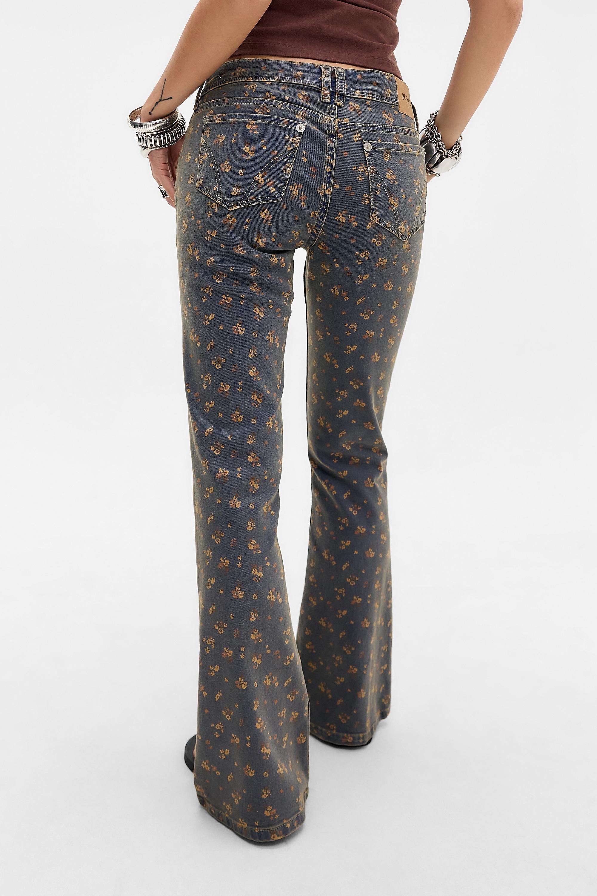 Blue Bdg Brooke Low-Rise Bootcut Flare Jeans, VINTAGE DENIM MEDIUM, large image number 3