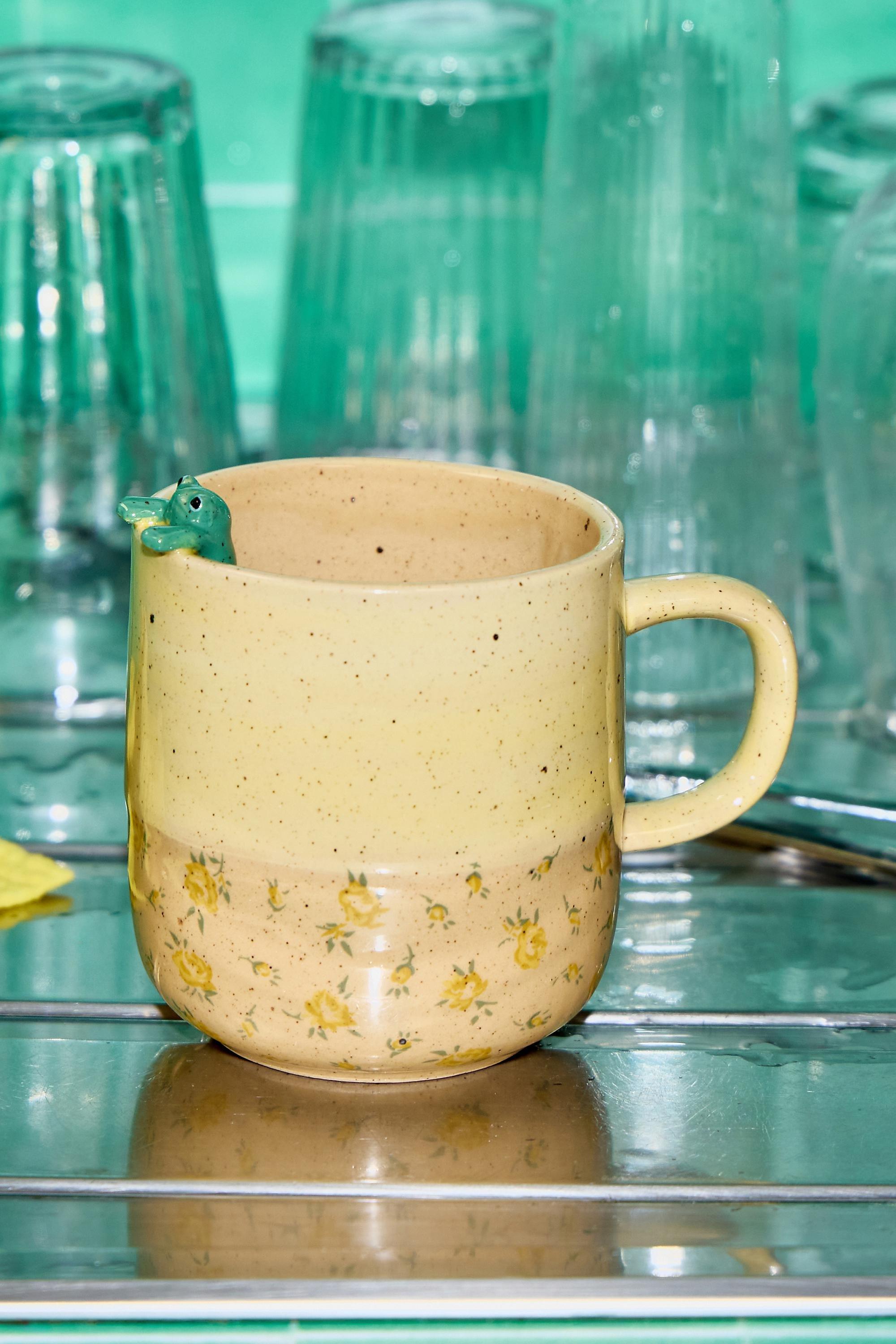 Yellow Peeking Frog Speckle Mug, YEL, large image number 1