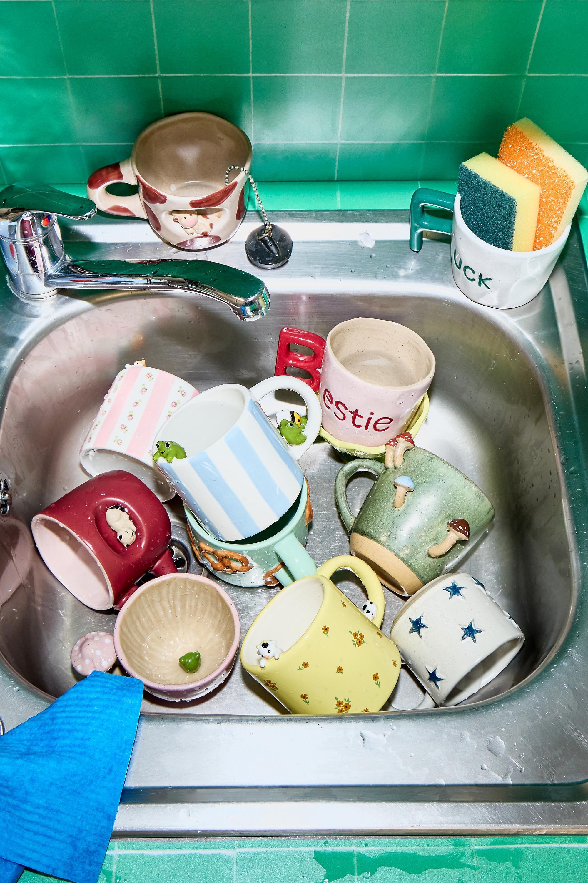 Yellow Peeking Frog Speckle Mug, YEL, large image number 5