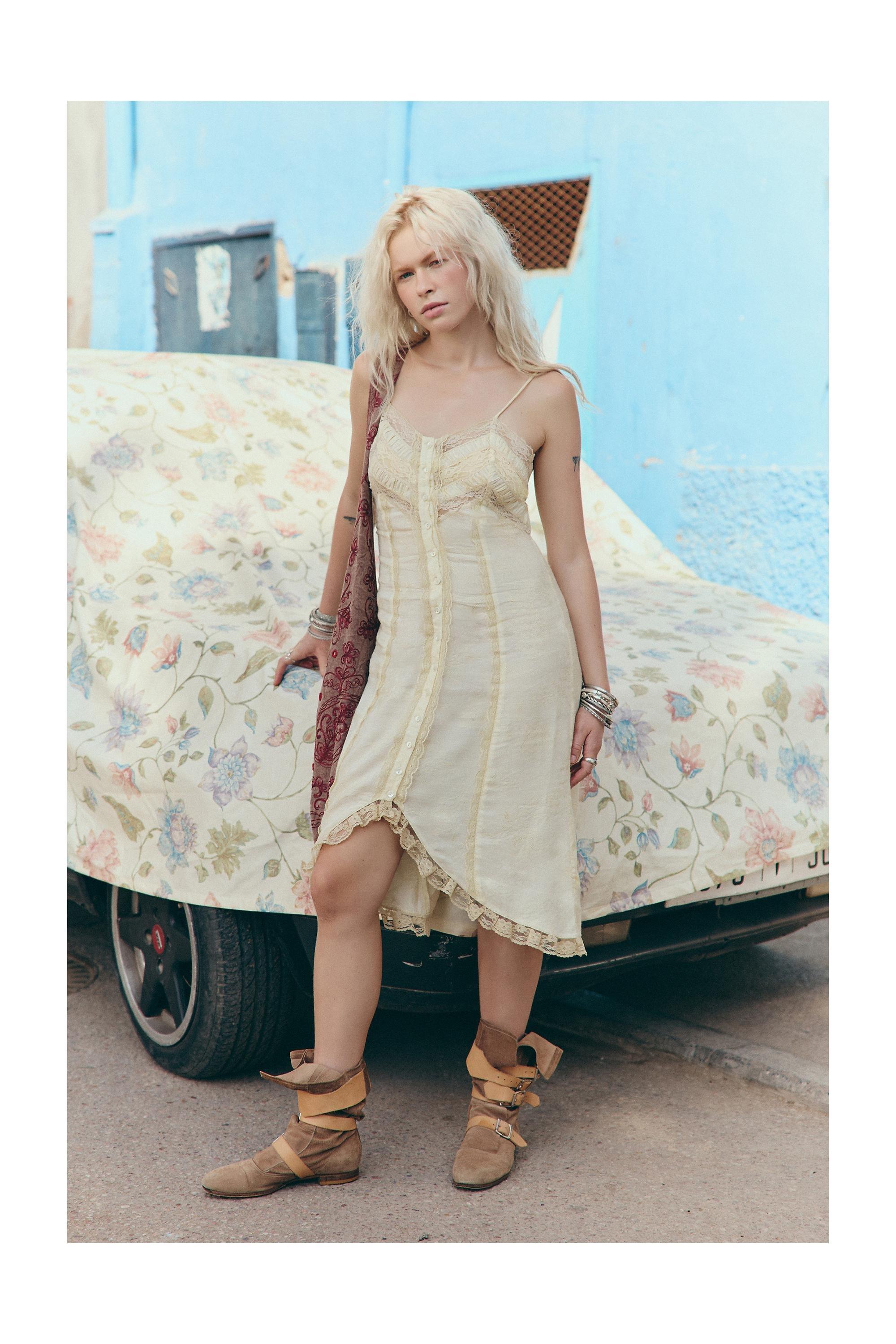 Yellow Light Before Dark Enya Button-Down Nightie, YEL, large image number 0