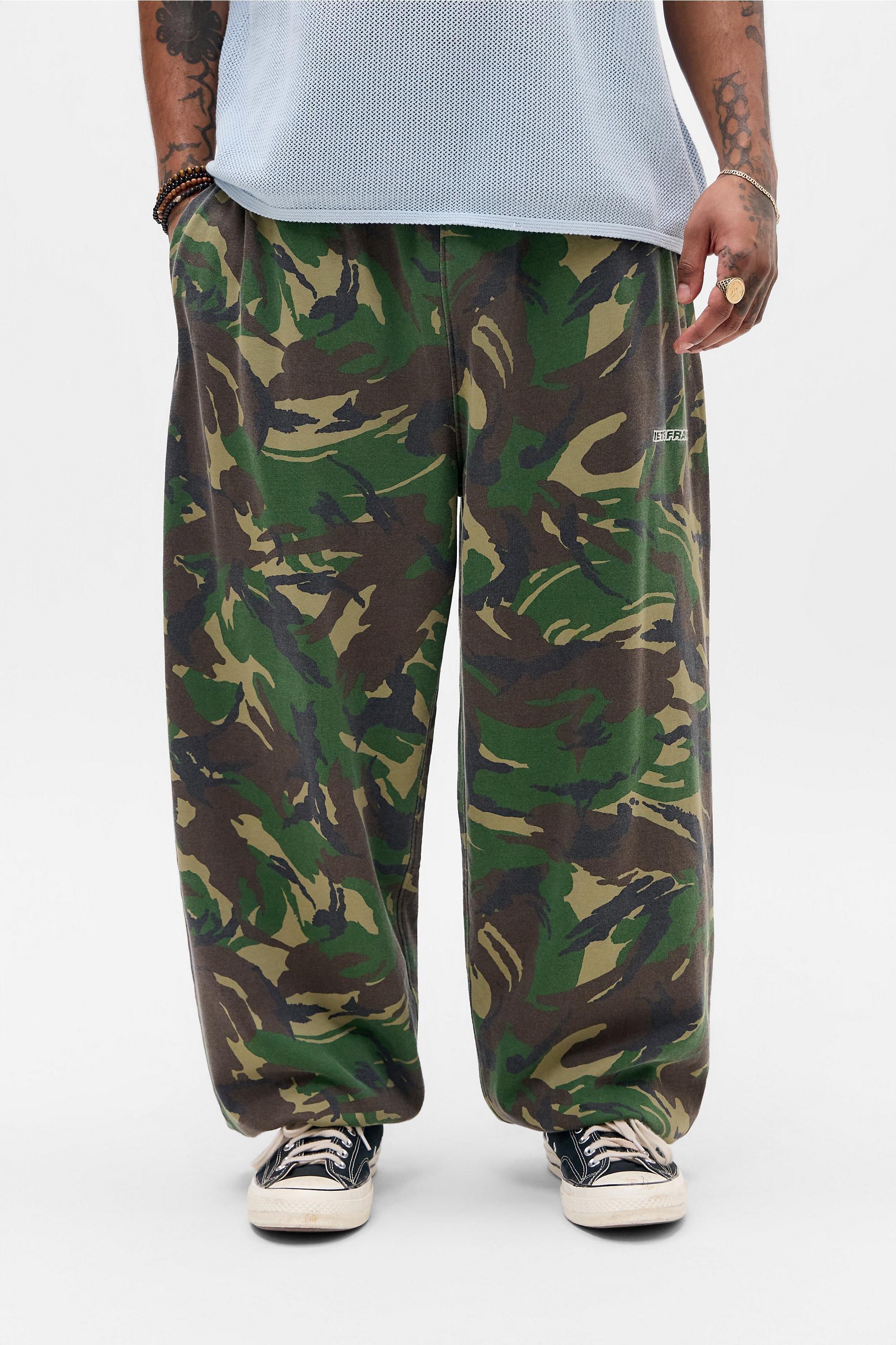 Green Iets Frans... Green Harri Camo Joggers, GRN, large image number 3