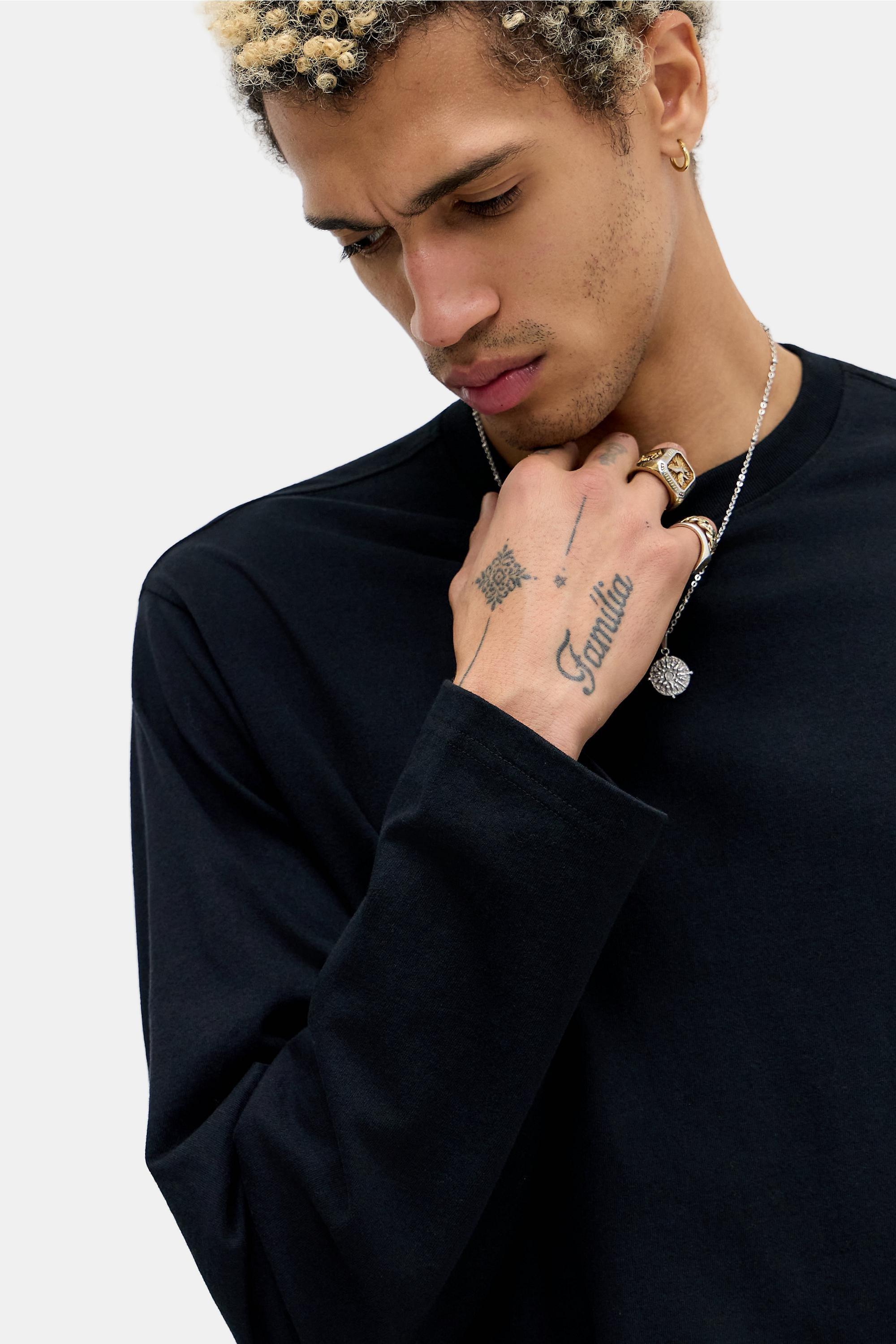 Black Uo Black Long Sleeve Skate T-Shirt, BLK, medium