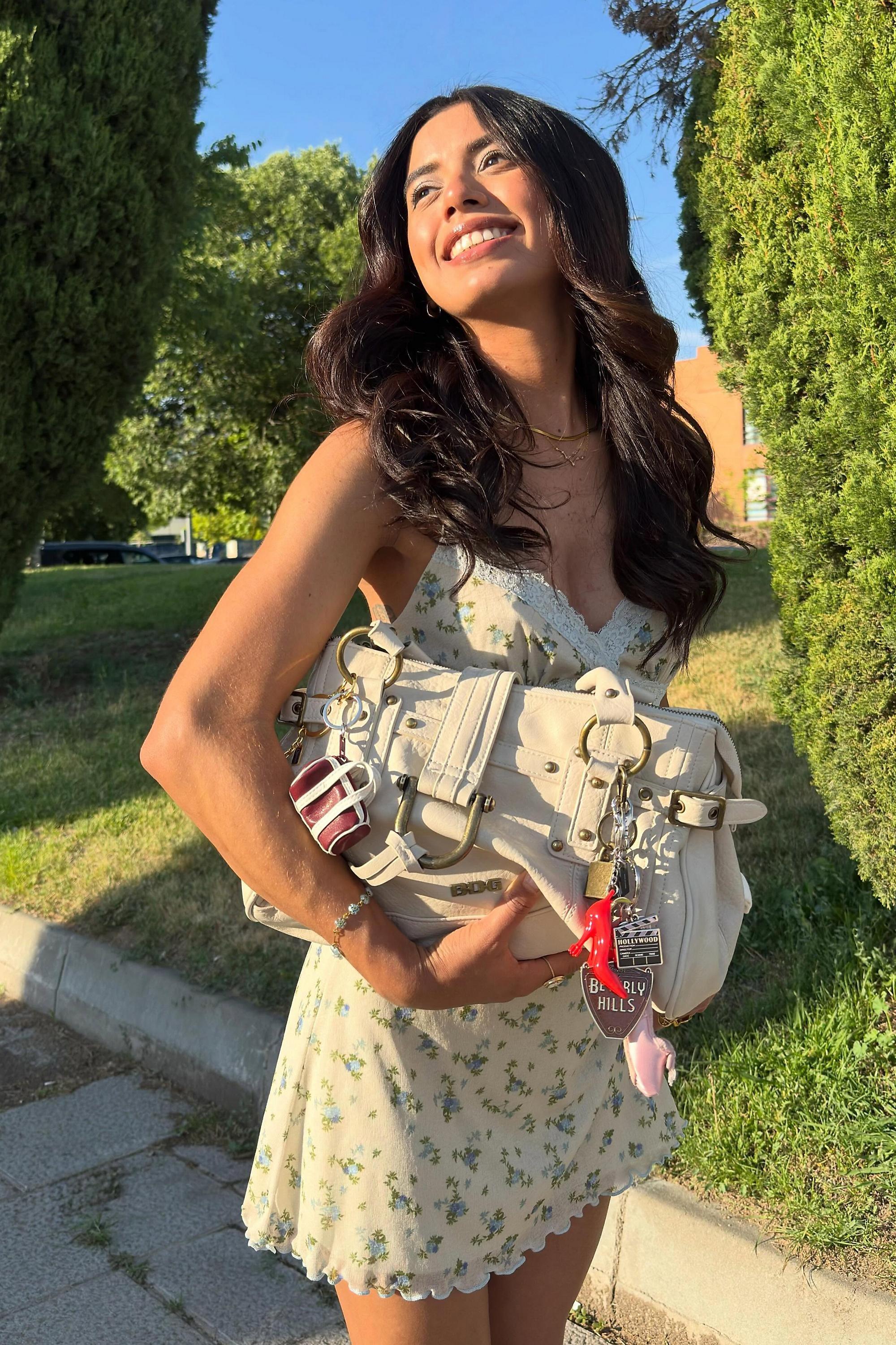 Cream Bdg Karlie Lock Shoulder Bag, CREME, large image number 1