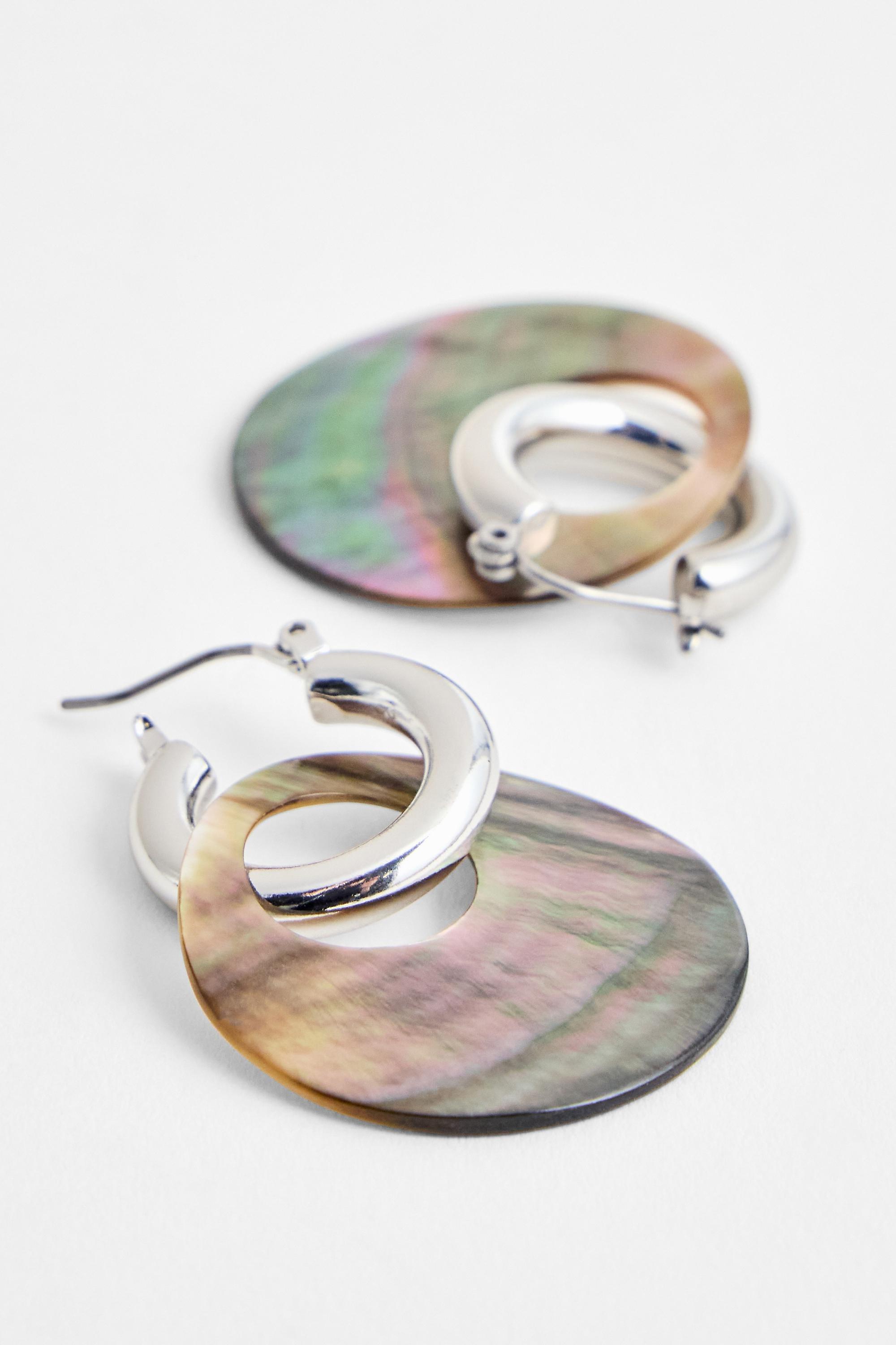White Silence + Noise Natural Shell Circle Earrings, WHT, large image number 2
