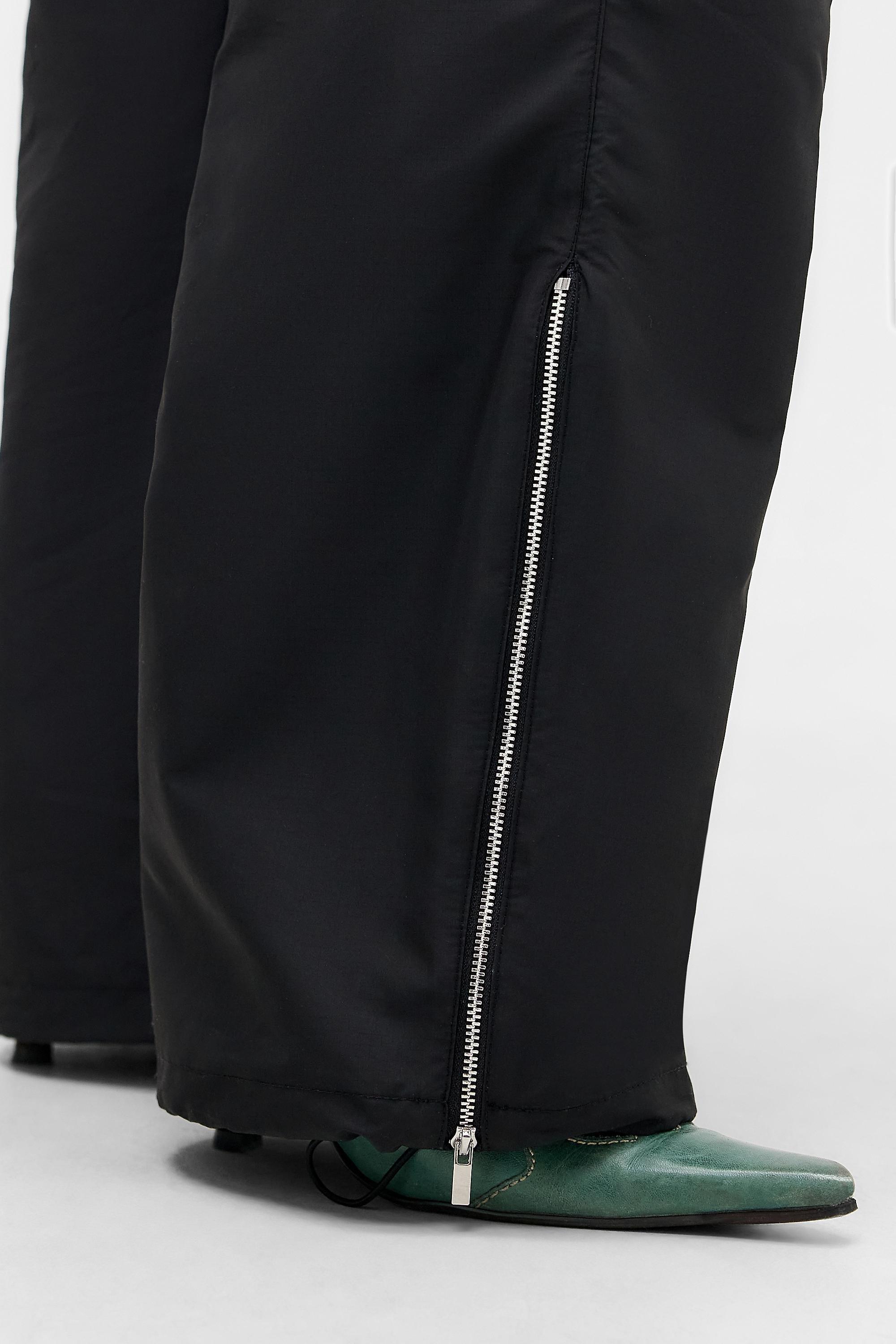 Black Minimal Cargo Trouser, BLK, large image number 2